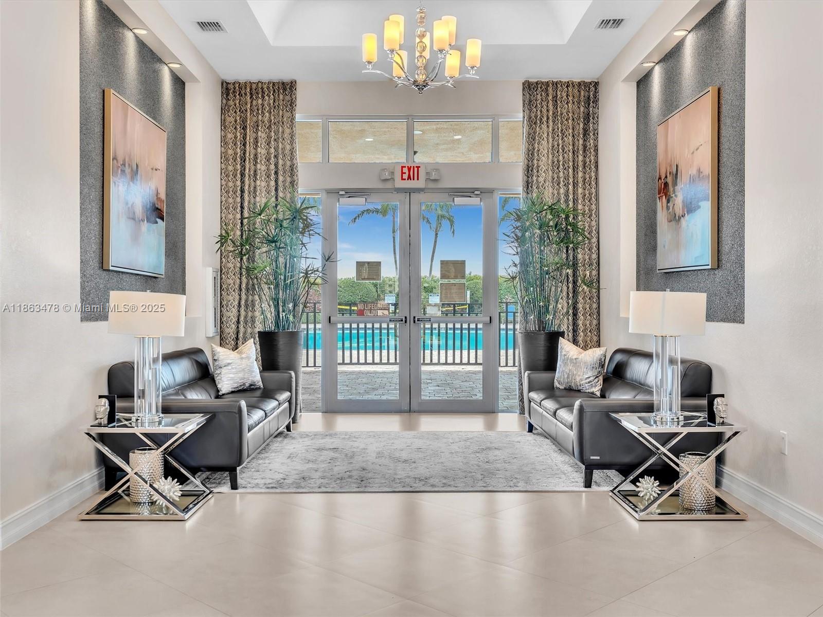 BELLAGIO VILLAS - Residential