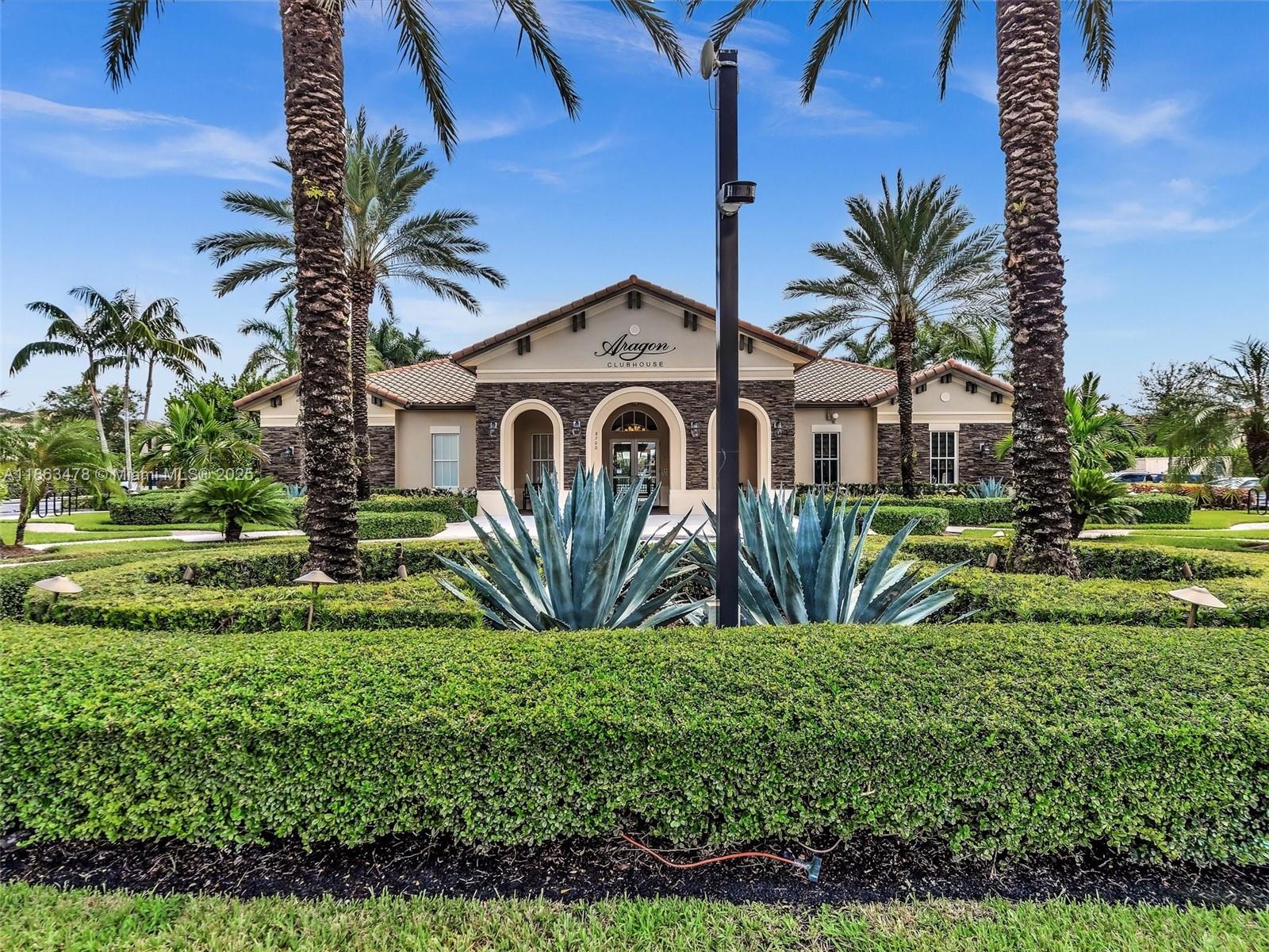 BELLAGIO VILLAS - Residential