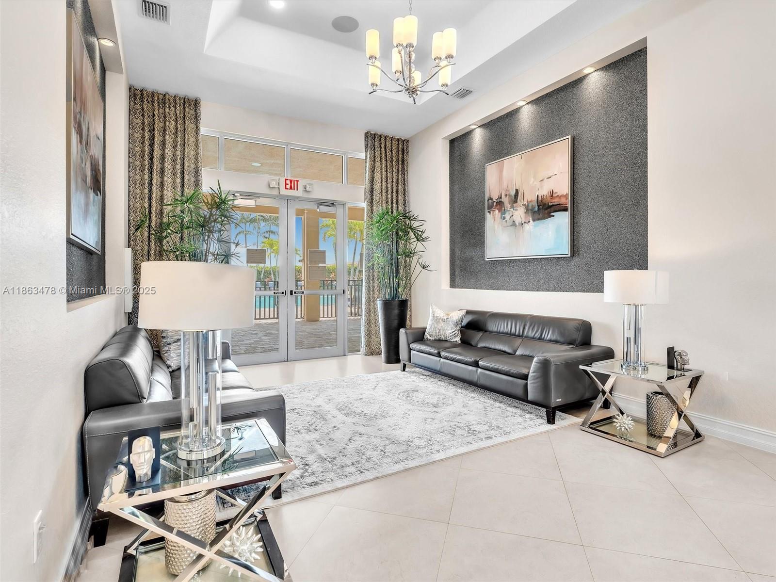 BELLAGIO VILLAS - Residential