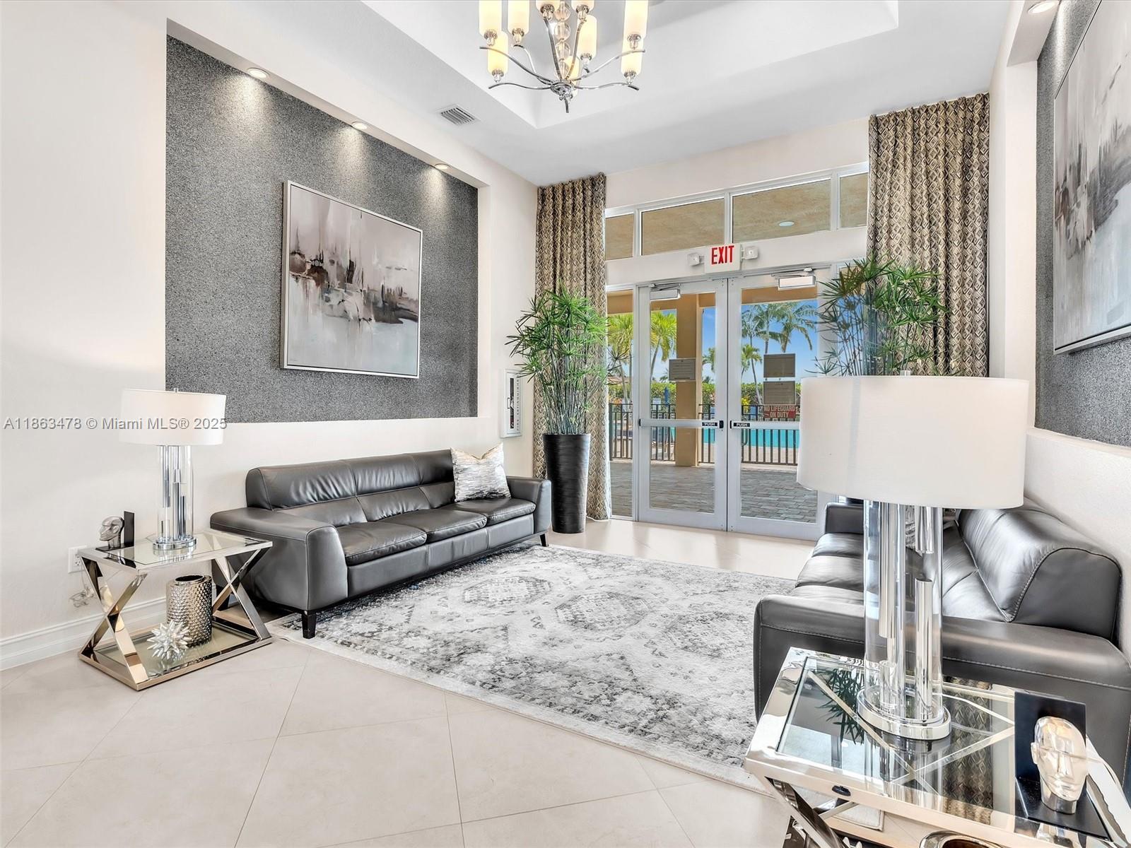 BELLAGIO VILLAS - Residential