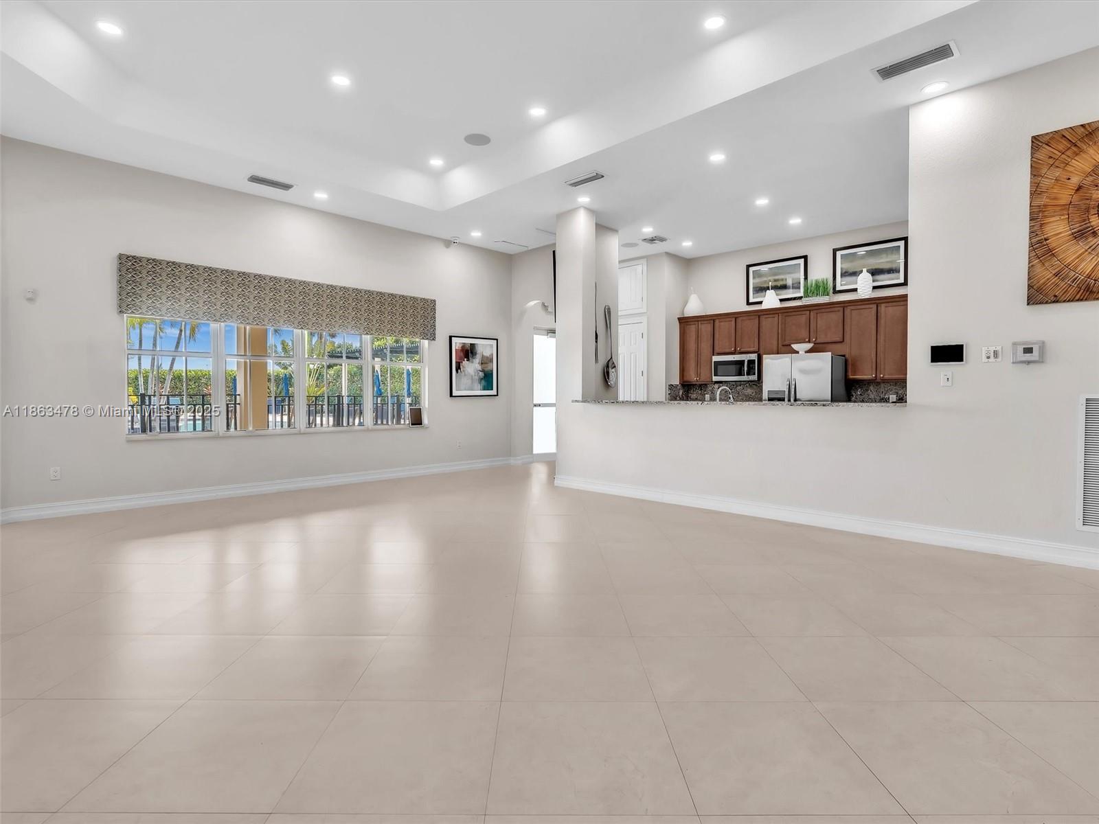 BELLAGIO VILLAS - Residential