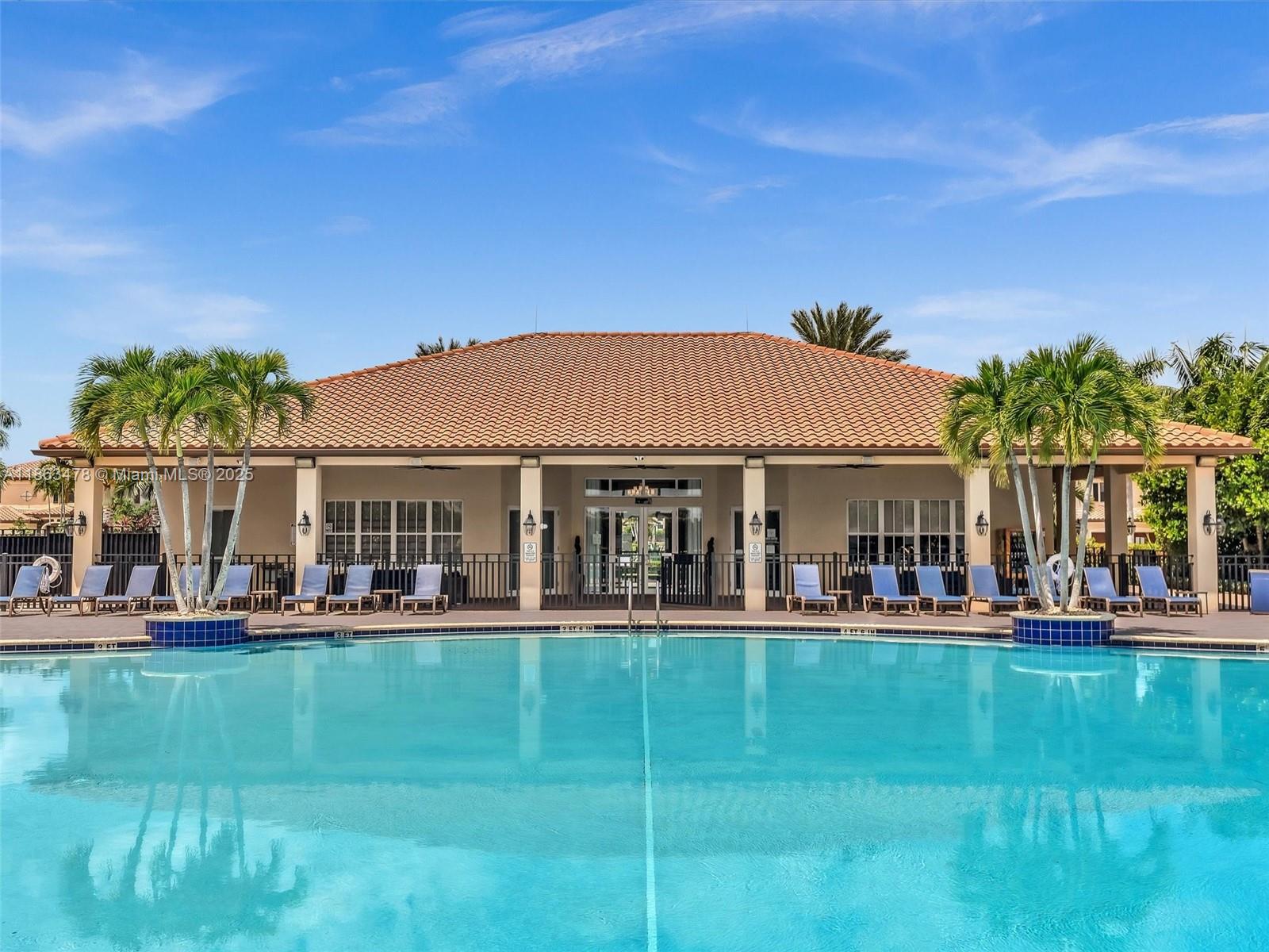 BELLAGIO VILLAS - Residential