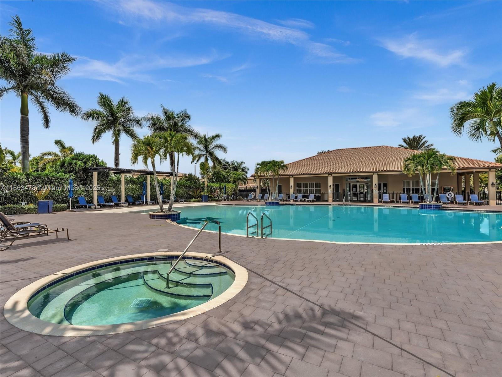 BELLAGIO VILLAS - Residential