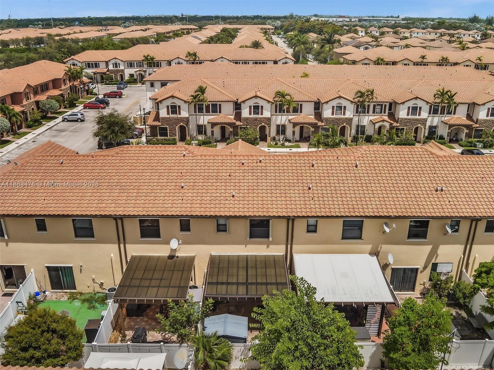 BELLAGIO VILLAS - Residential