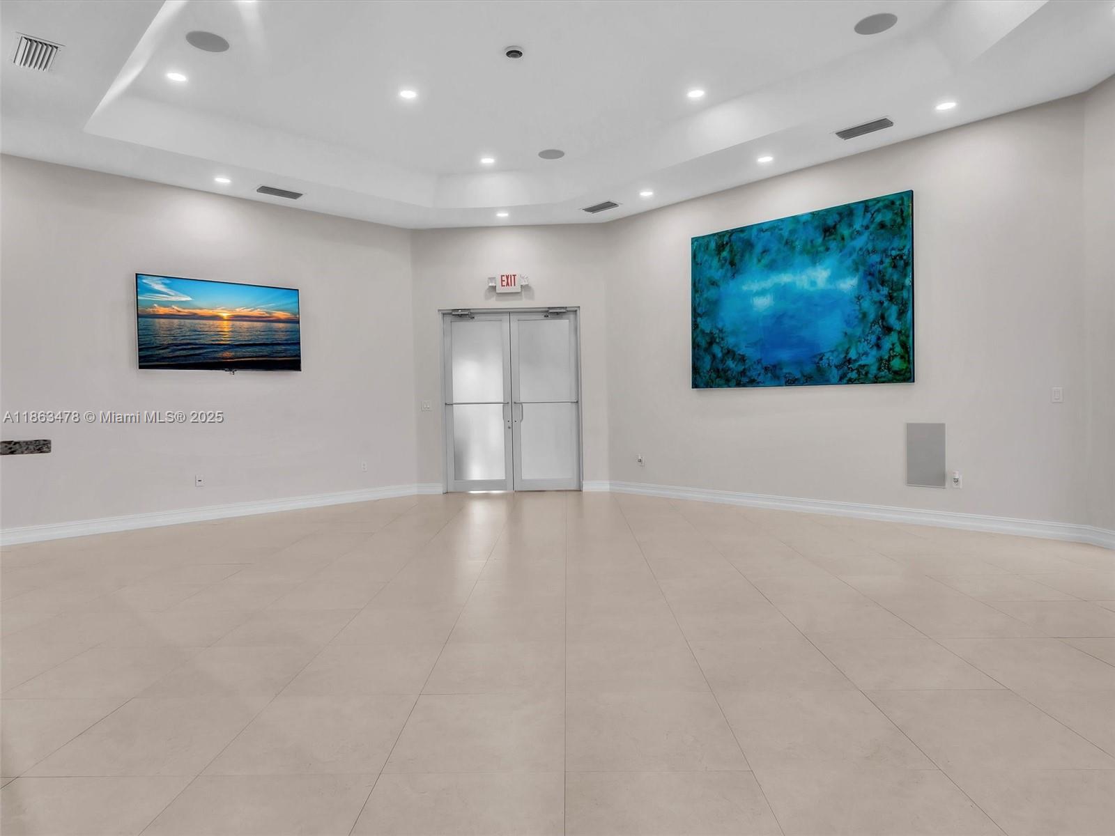 BELLAGIO VILLAS - Residential