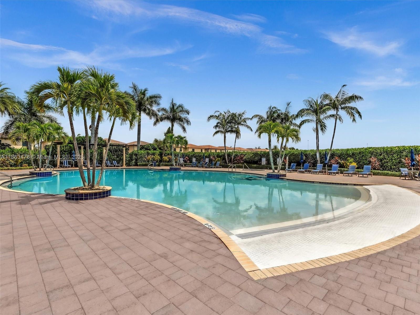 BELLAGIO VILLAS - Residential