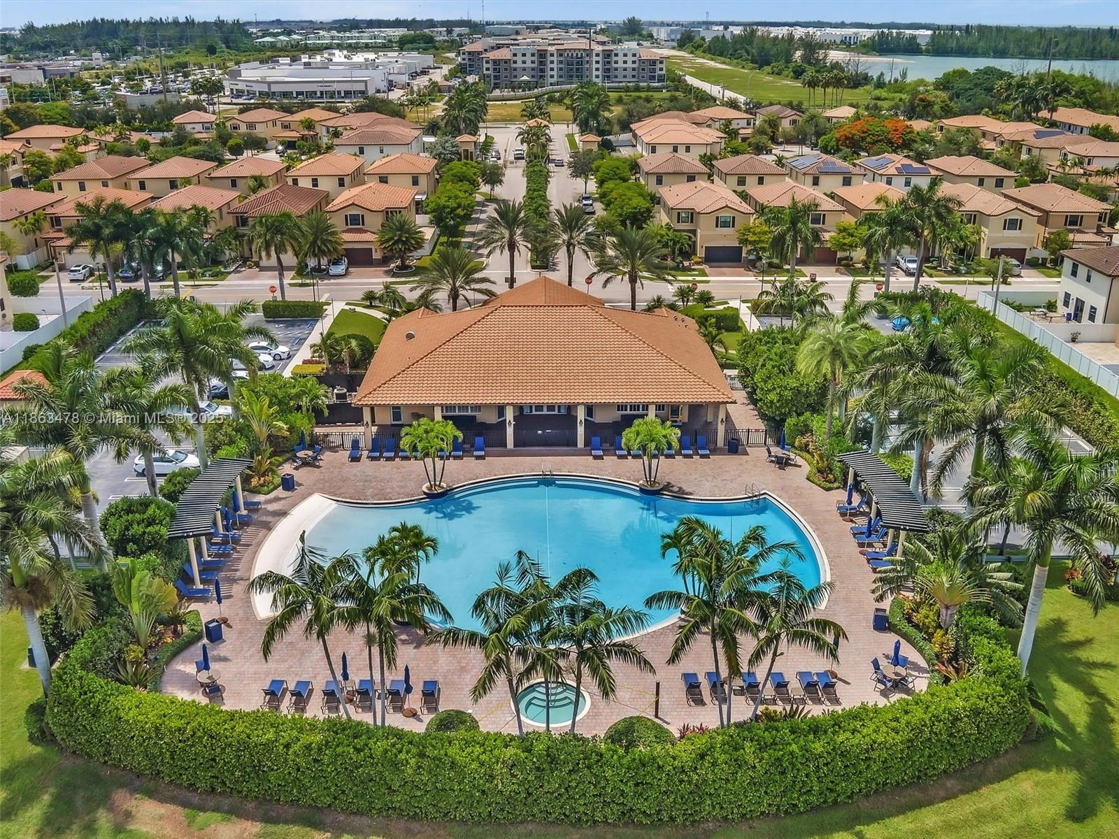 BELLAGIO VILLAS - Residential