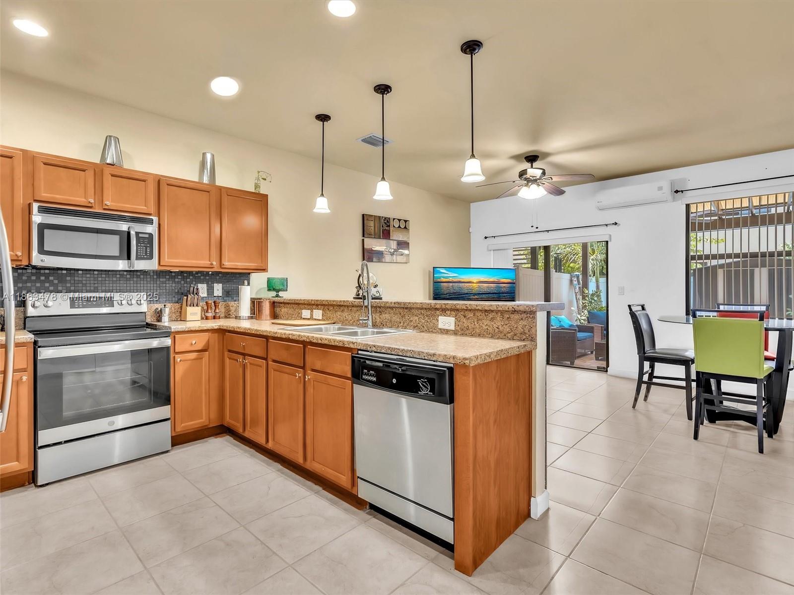 BELLAGIO VILLAS - Residential