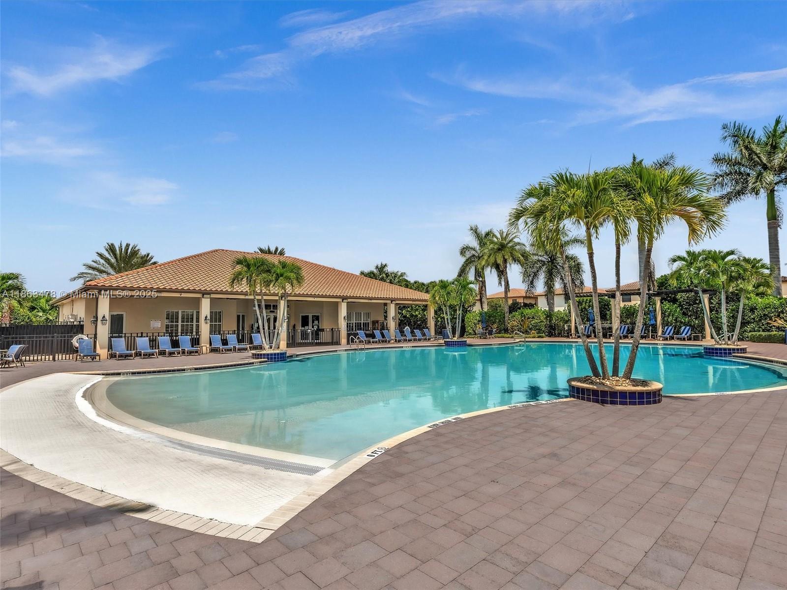 BELLAGIO VILLAS - Residential