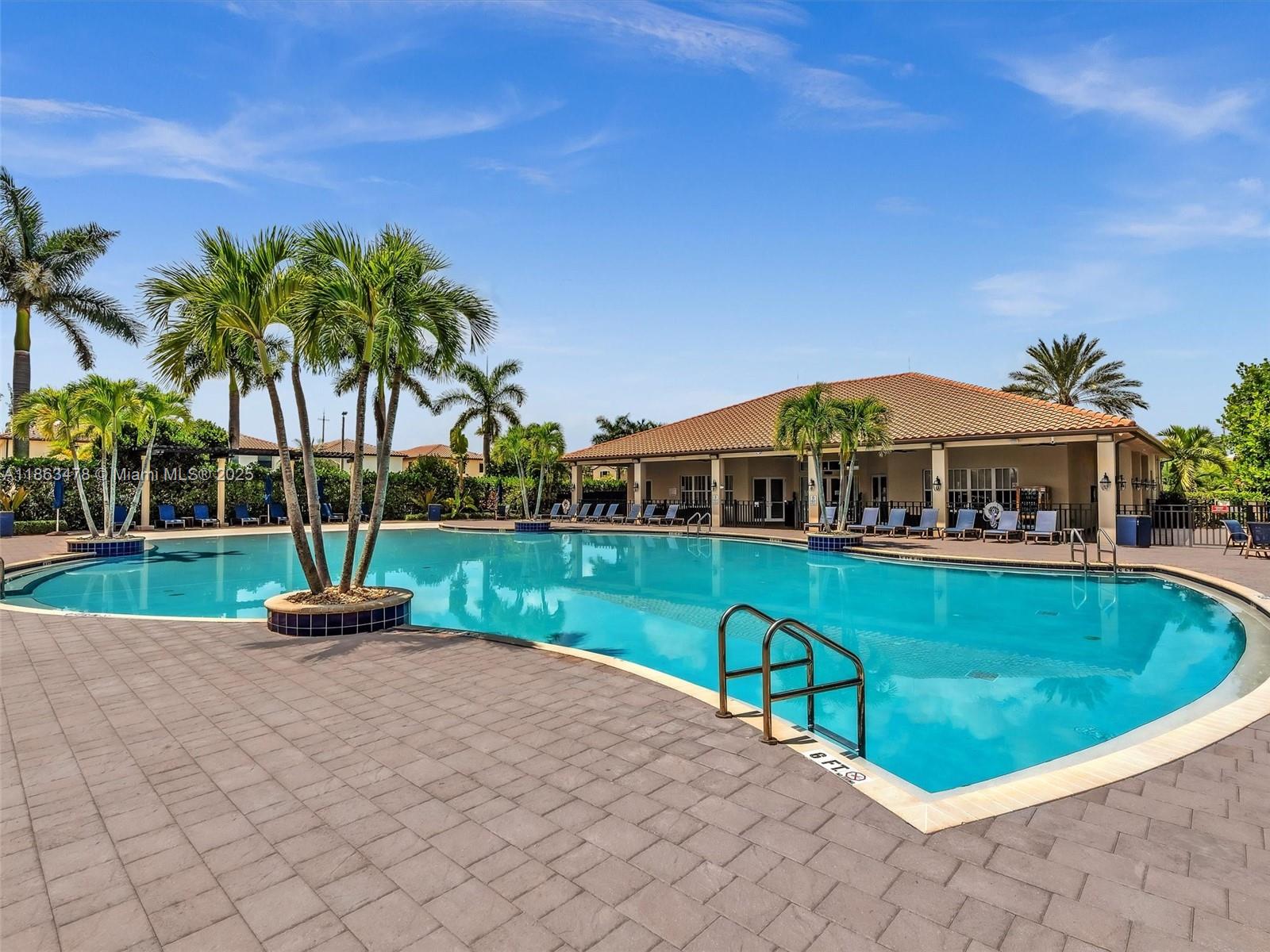 BELLAGIO VILLAS - Residential