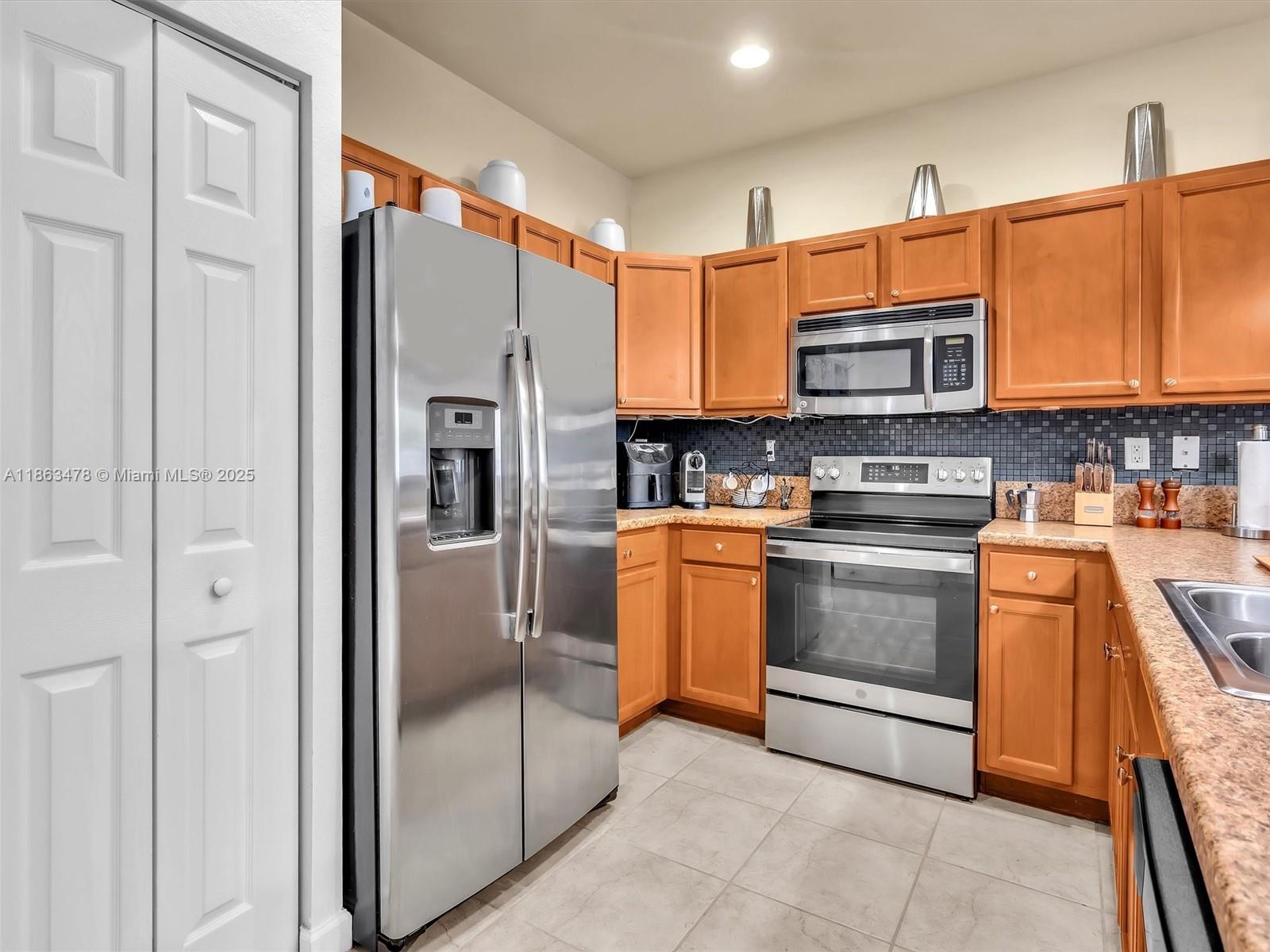 BELLAGIO VILLAS - Residential