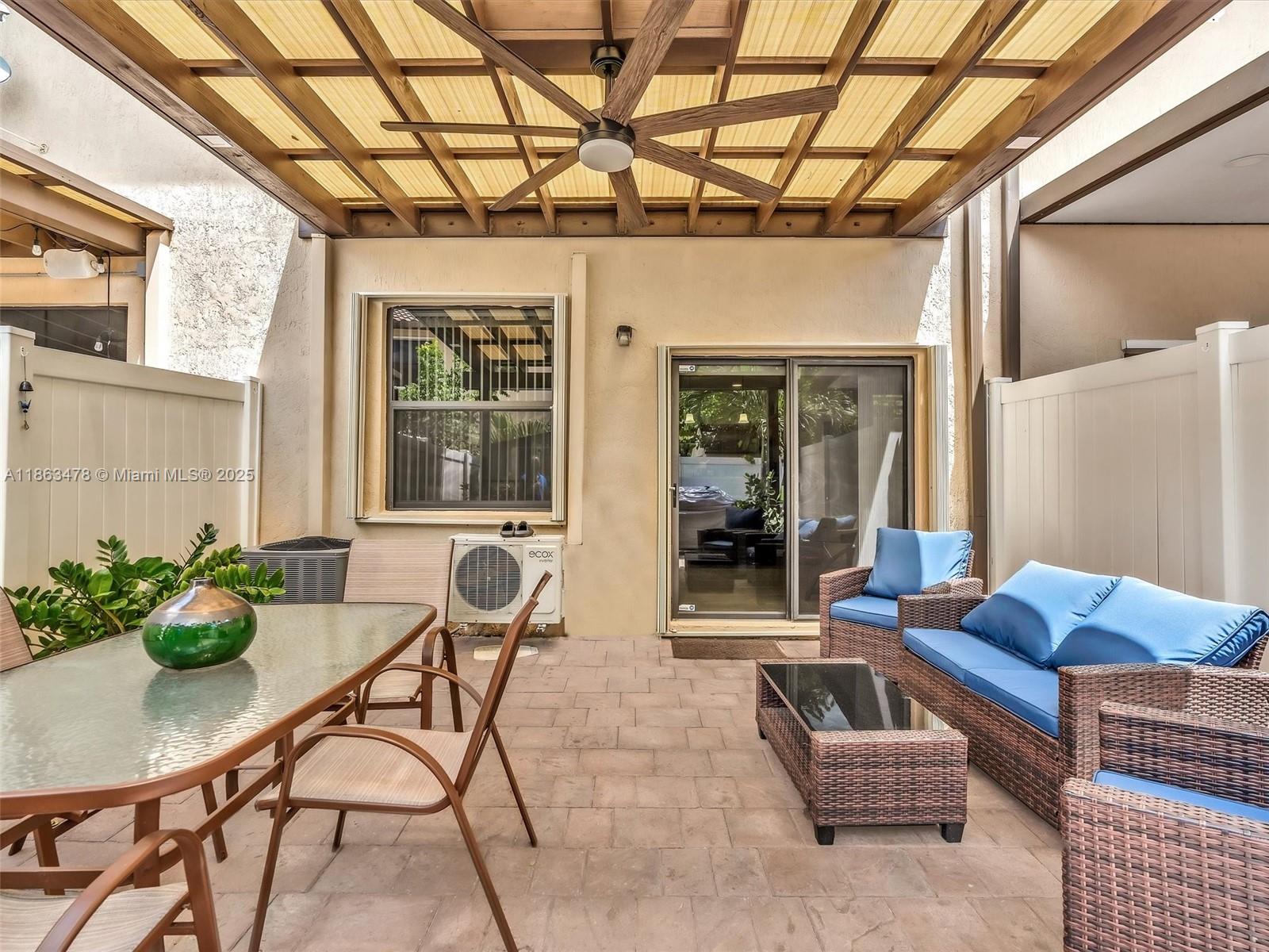 BELLAGIO VILLAS - Residential