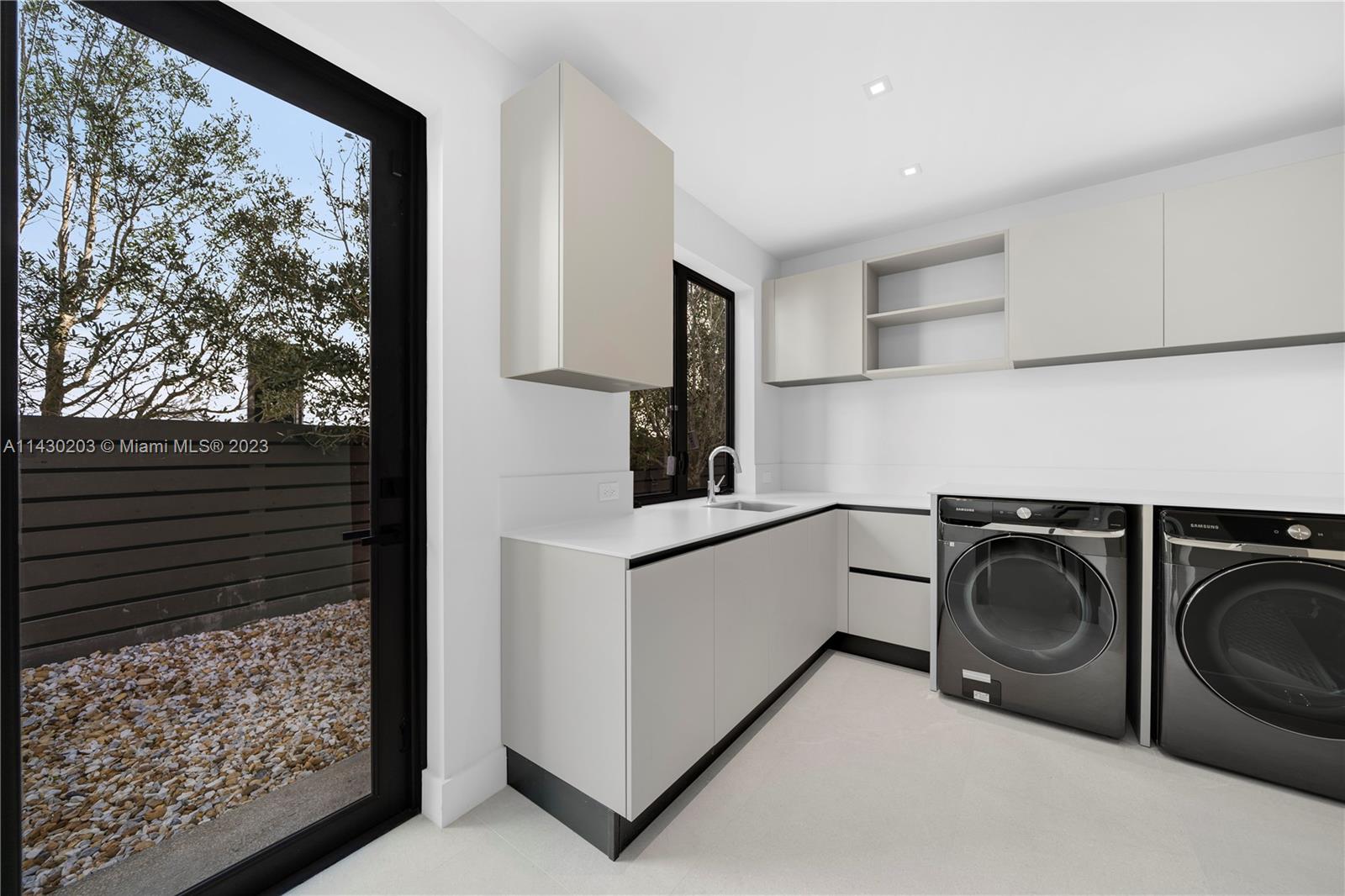 DOUGLAS CIRCLE - Residential