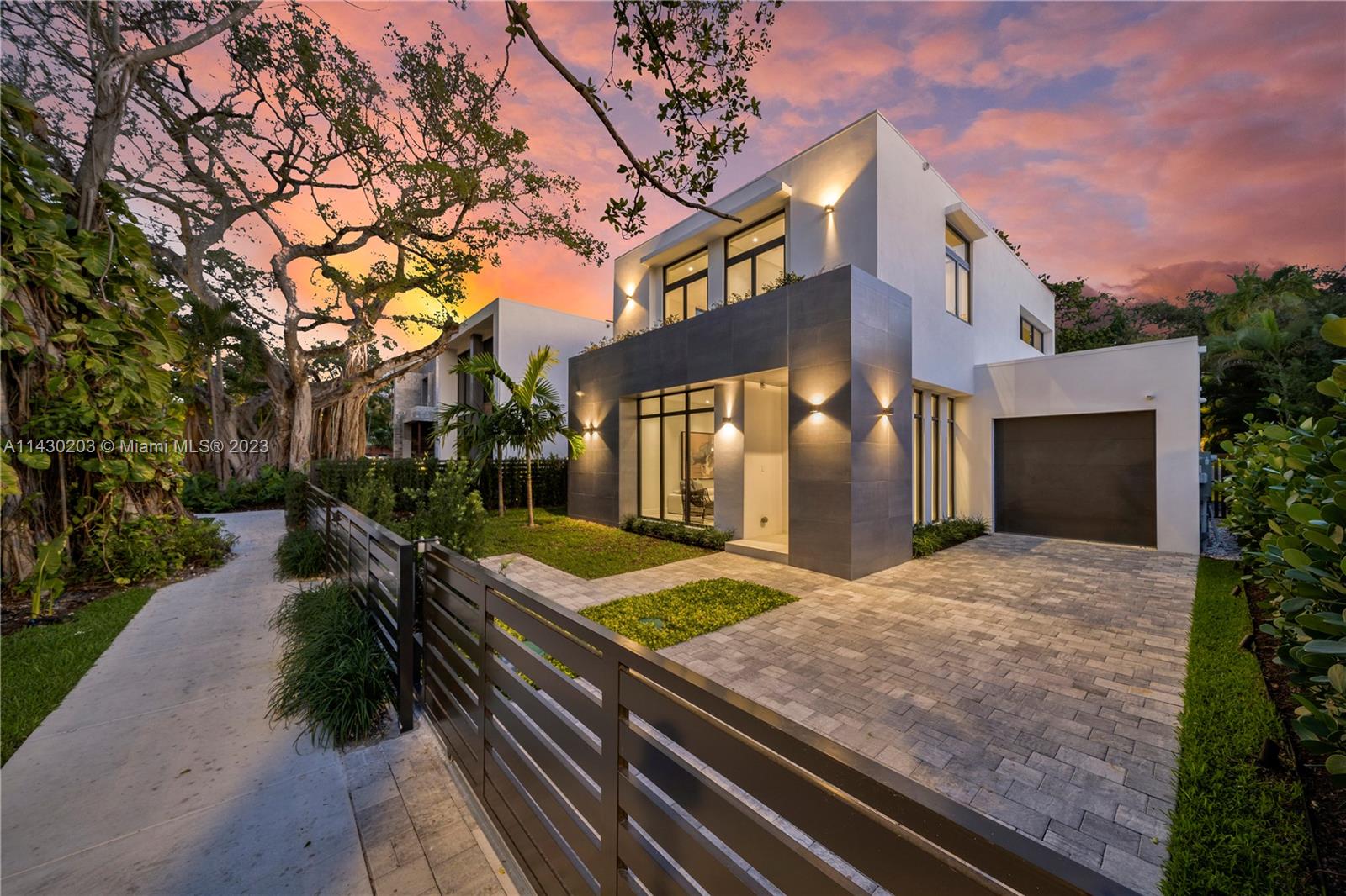 DOUGLAS CIRCLE - Residential