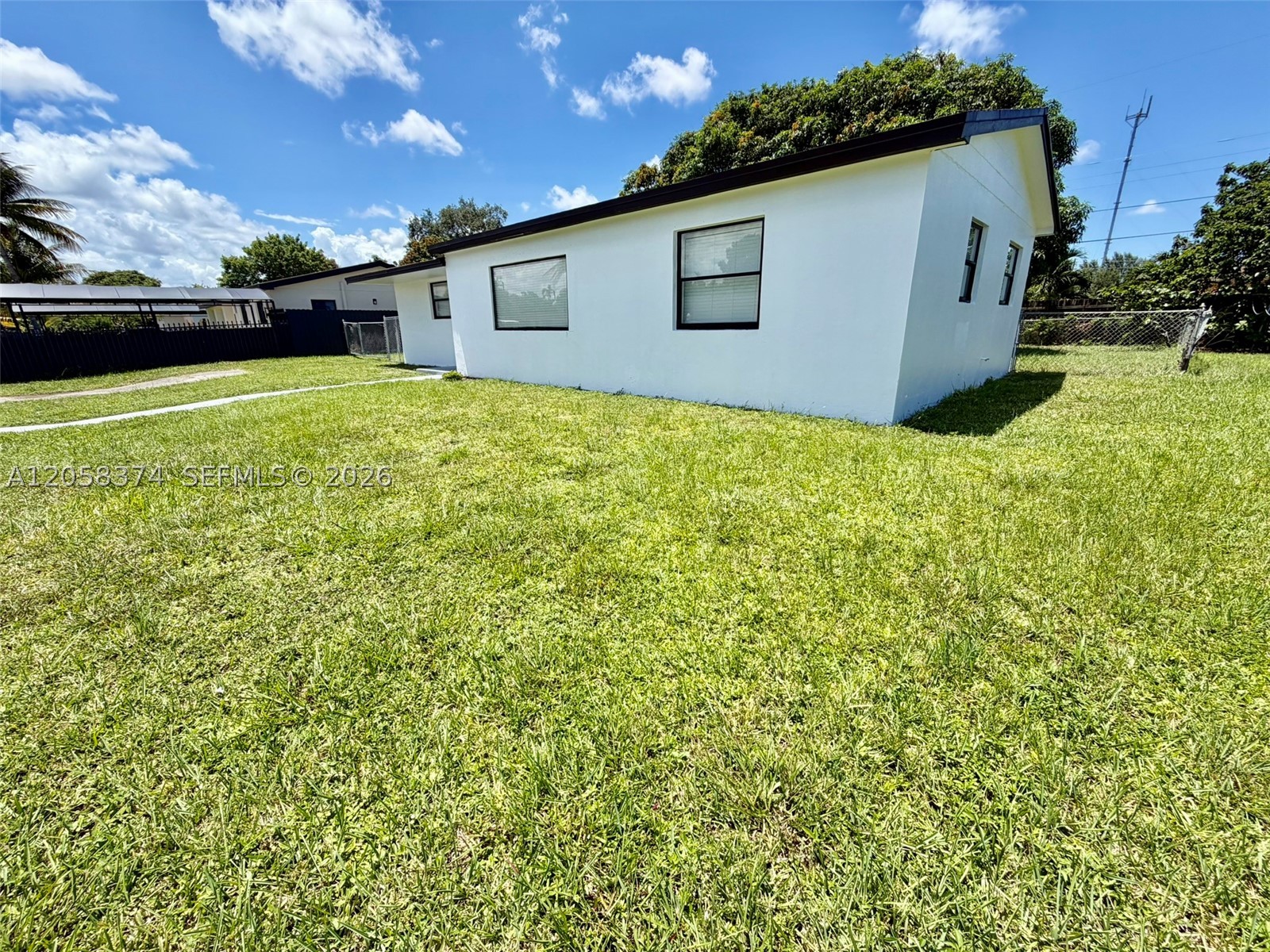 1101 NW 201st St