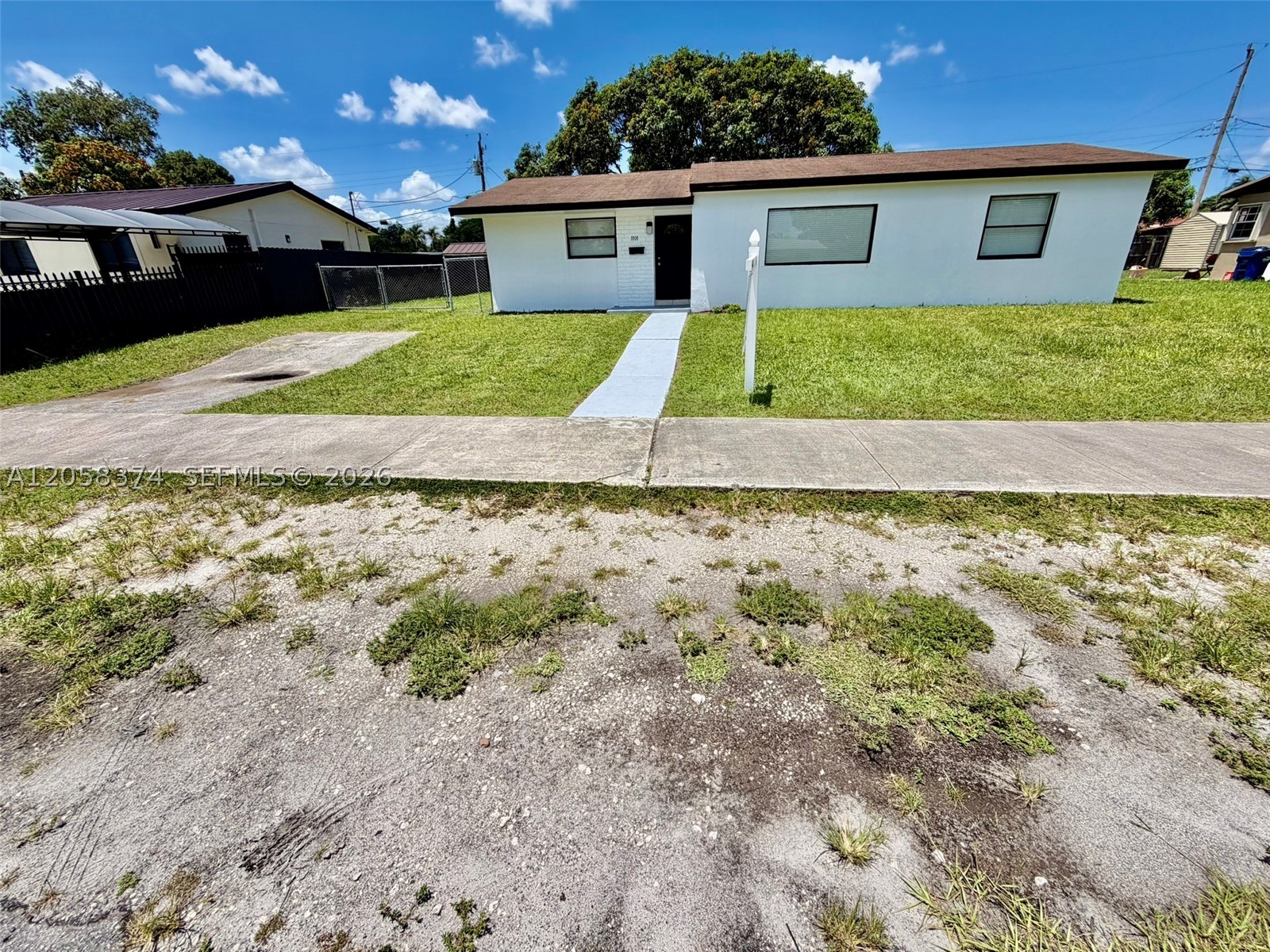 1101 NW 201st St