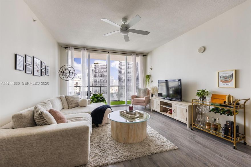 Beautiful high-floor unit at the AXIS with unobstructed views of the Brickell skyline. This bright 2-bed, 2-bath condo features the perfect split floor plan, floor-to-ceiling windows, renovated bathrooms, tile floors, and a European-style kitchen with stainless steel appliances, walk-in closets, a large balcony, and high-impact windows. Walk to Brickell City Centre, Mary Brickell Village, Metro Rail, and much more! The Axis offers five-star amenities, including a 24-hour front desk, security, valet parking, two pools, jacuzzi, a fully equipped gym, BBQ area, children's room, and a party room.