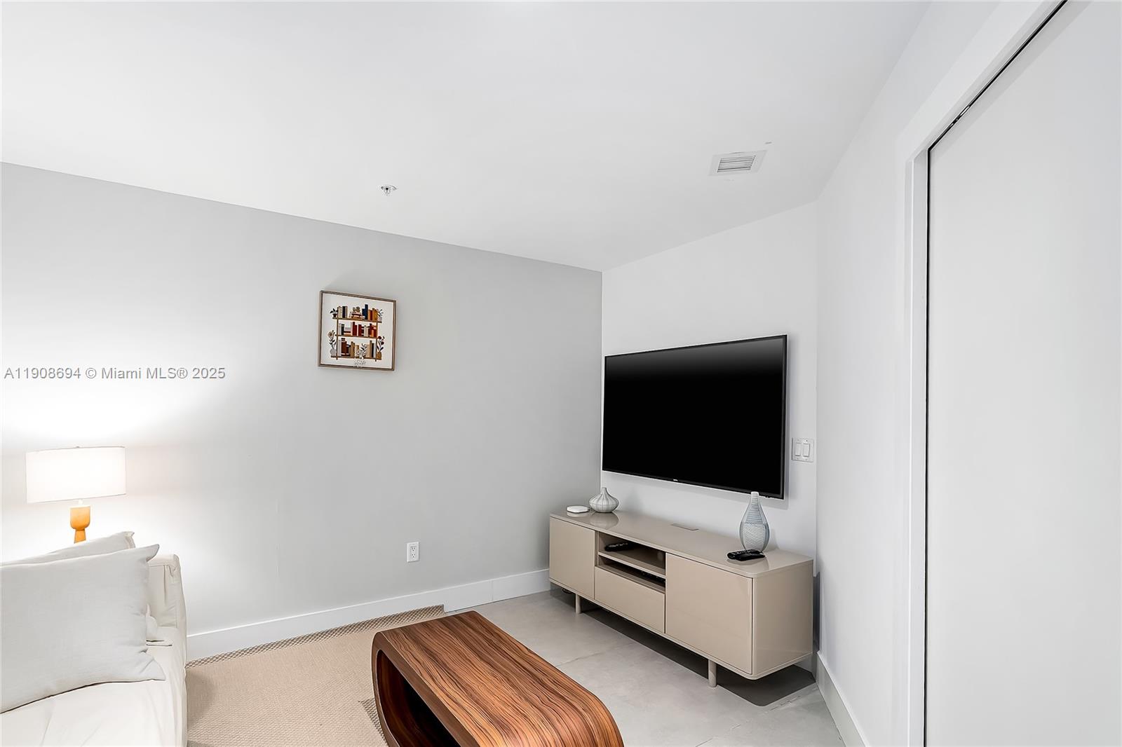 MARINA PALMS RESIDENCES S - Residential