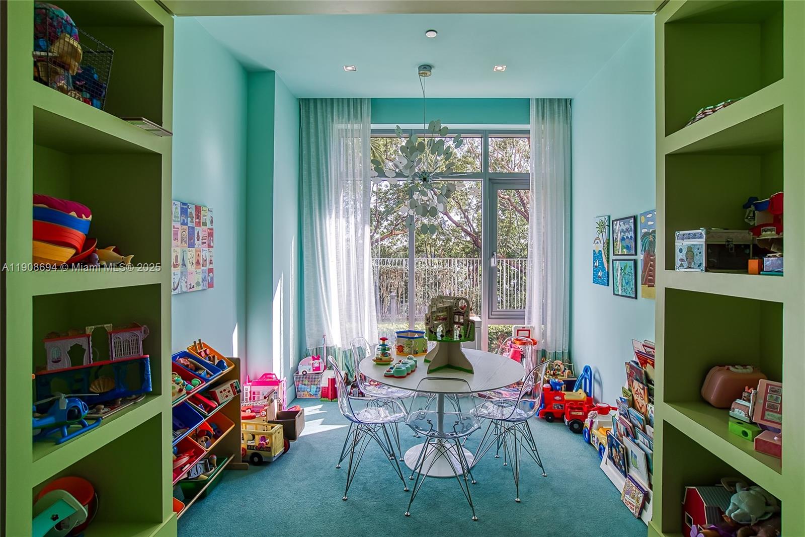 MARINA PALMS RESIDENCES S - Residential