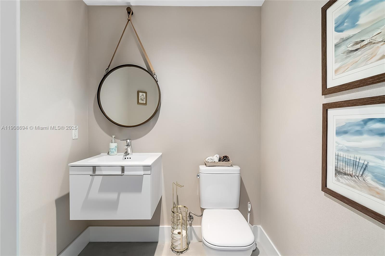 MARINA PALMS RESIDENCES S - Residential