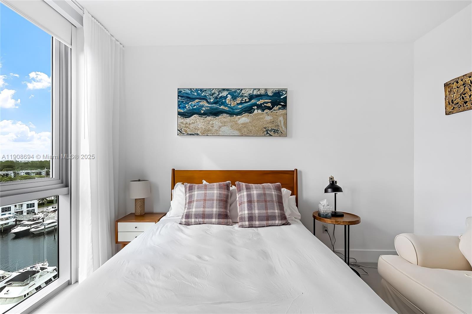 MARINA PALMS RESIDENCES S - Residential