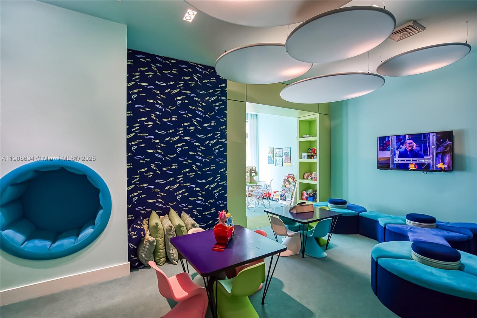 MARINA PALMS RESIDENCES S - Residential