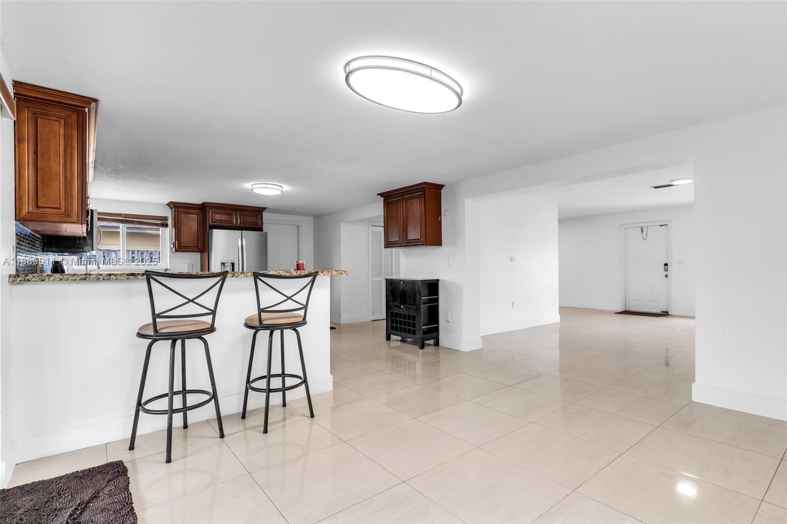 SUNRISE GOLF VILLAGE SEC - Residential