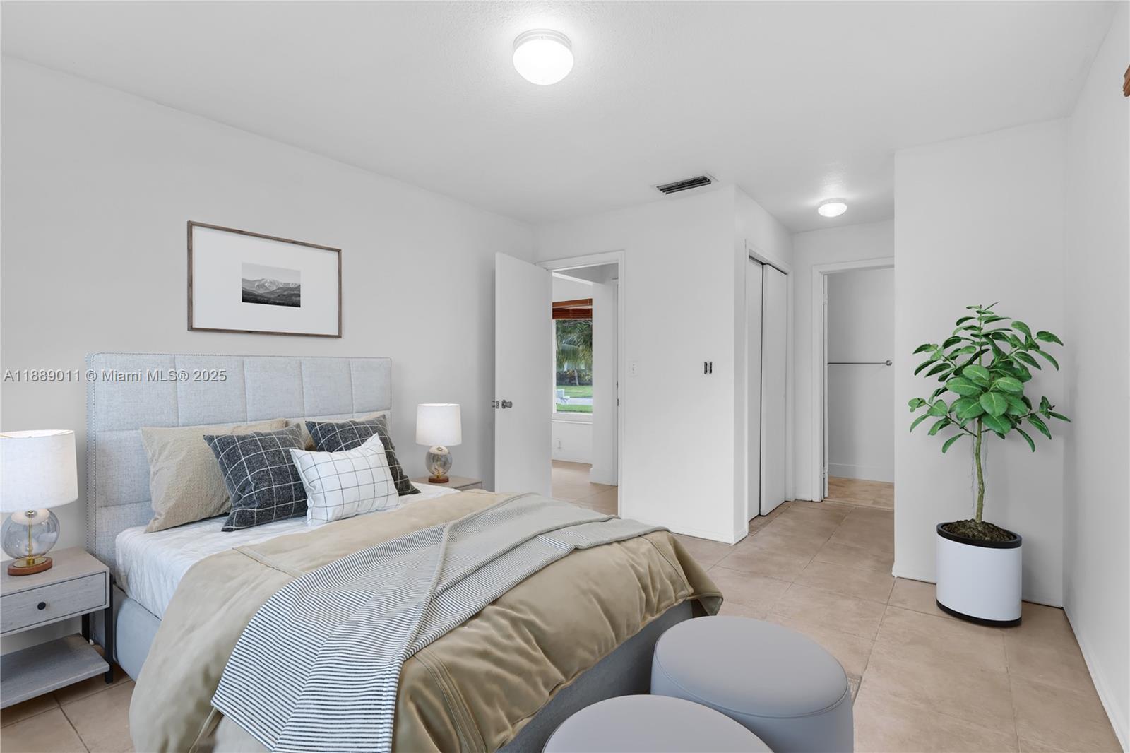 SUNRISE GOLF VILLAGE SEC - Residential