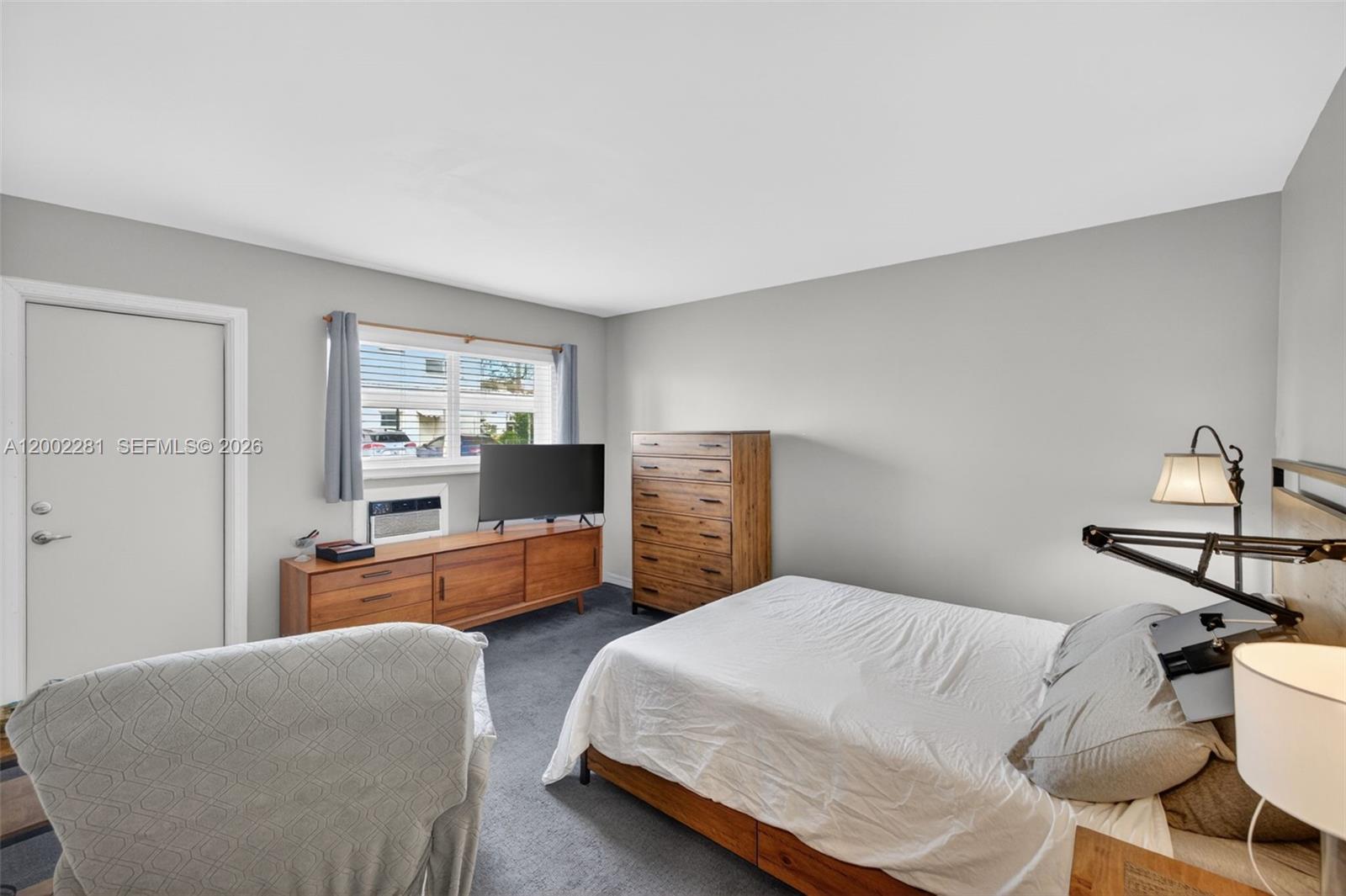 ASTOR CONDO NO 4 - Residential Lease