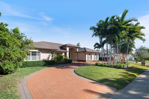 8281 SW 84th Ter Miami FL 33143
