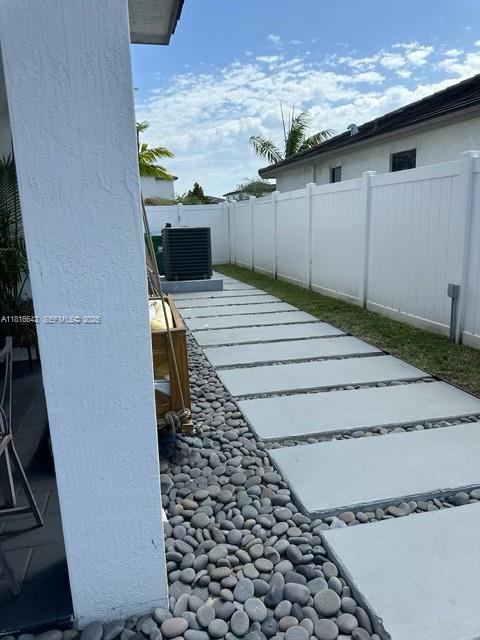 MC RESIDENTIAL - Residential