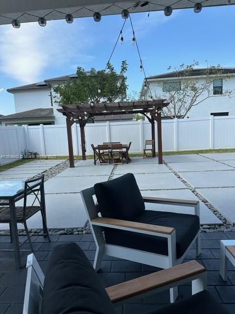 MC RESIDENTIAL - Residential