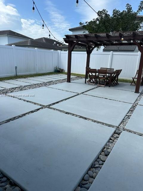 MC RESIDENTIAL - Residential