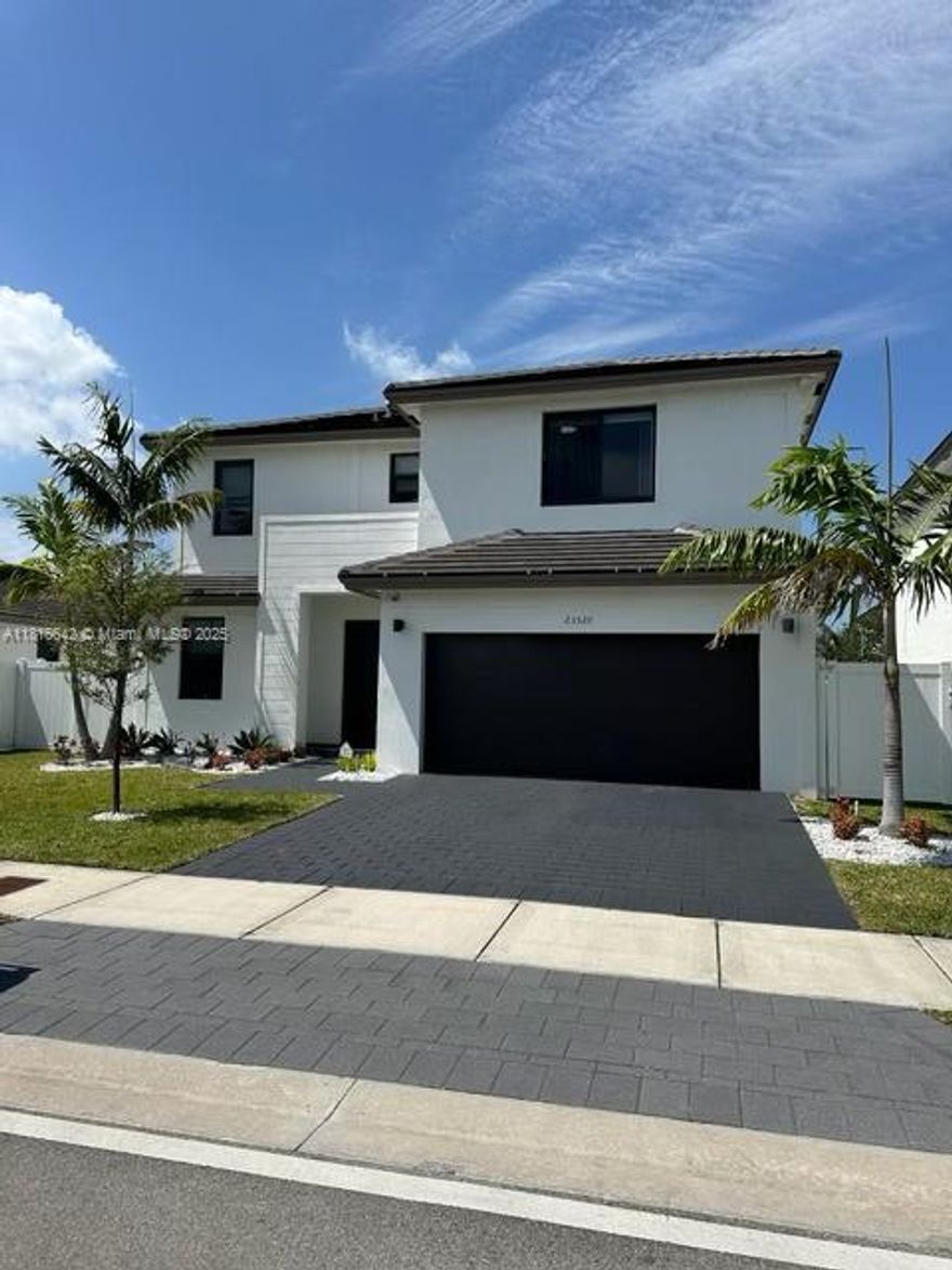 Welcome to this stunning single family home, 4 bedroom, 3.5 bathrooms, spacious open layout, living and dining area, modern kitchen with quartz countertop and stainless steel appliances, amazing large patio and 2 garage space with driveway, all bedrooms are in second floor. Great community with low Assoc fee. Any additional question please  Seller Motivated!! Easy to show.