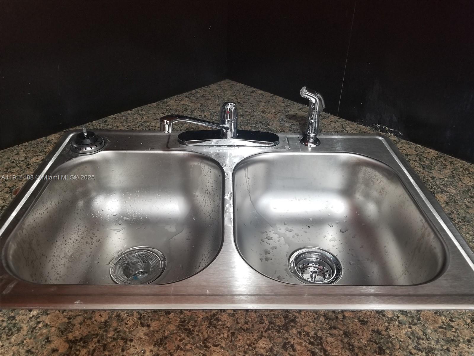 BISCAYNE VILLAGE HEIGHTS - Residential Lease