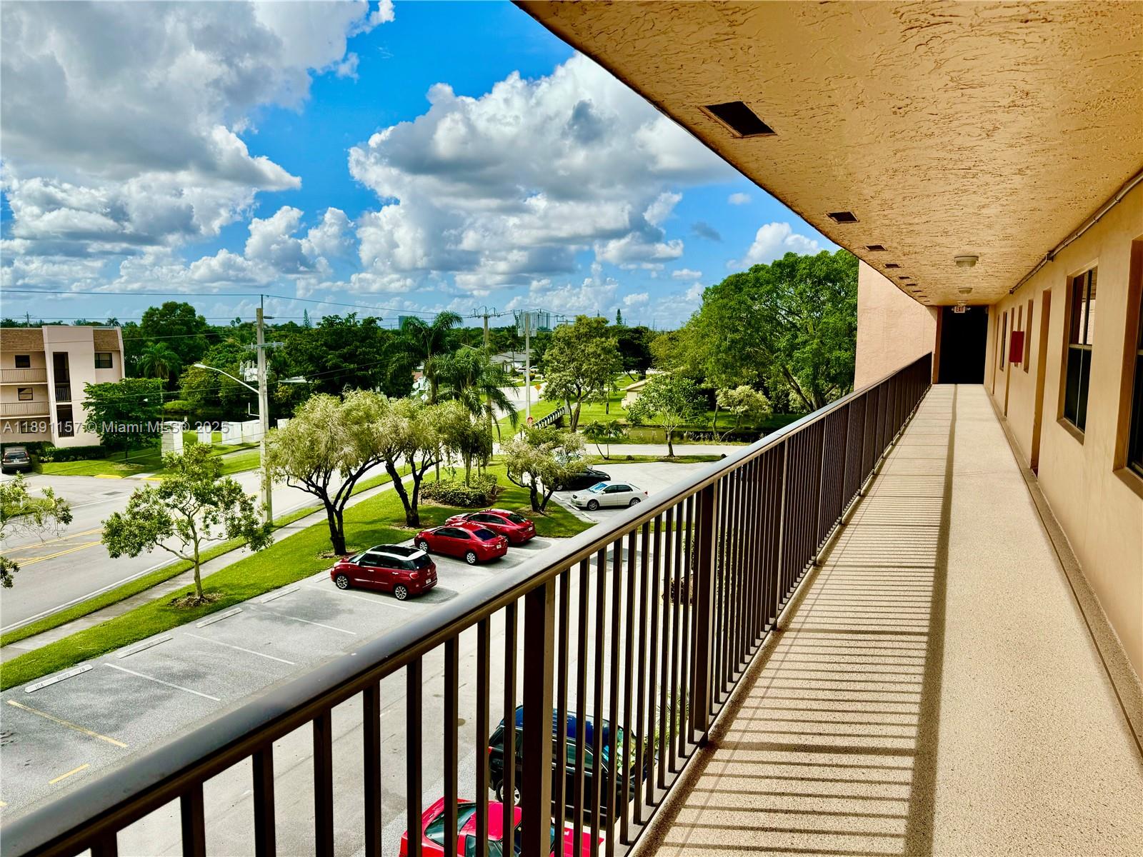 SUNRISE LAKES 164 CONDO - Residential