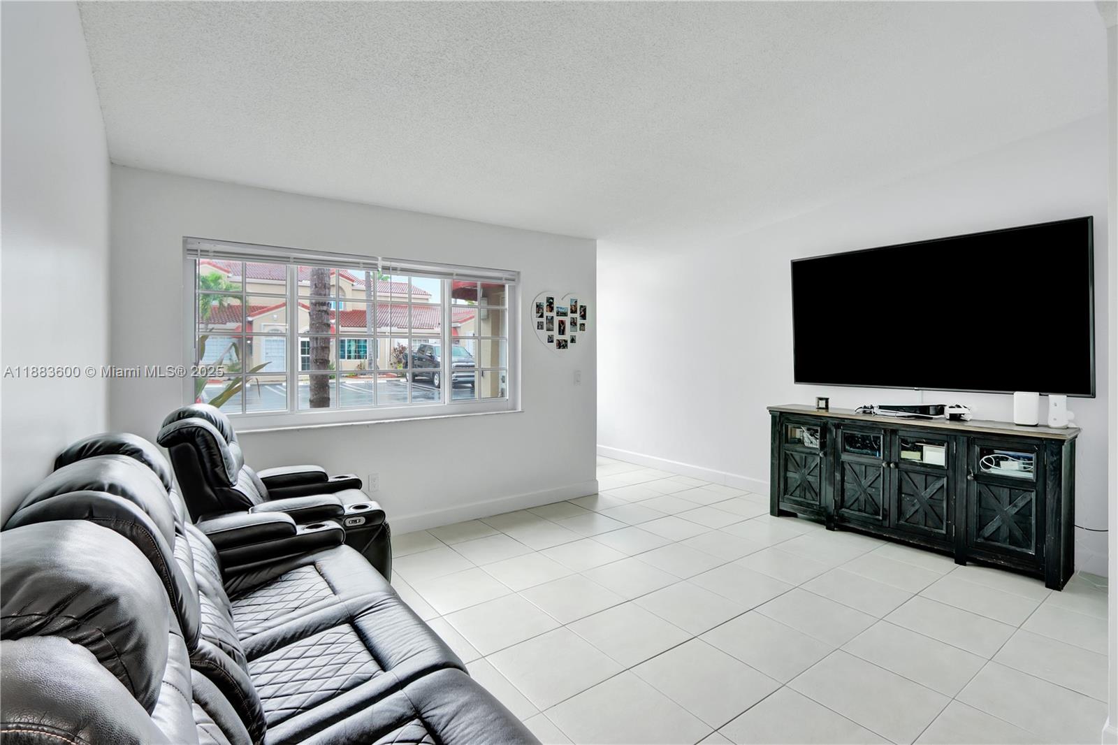 FOUNTAIN PK VILLAGE HOMES - Residential