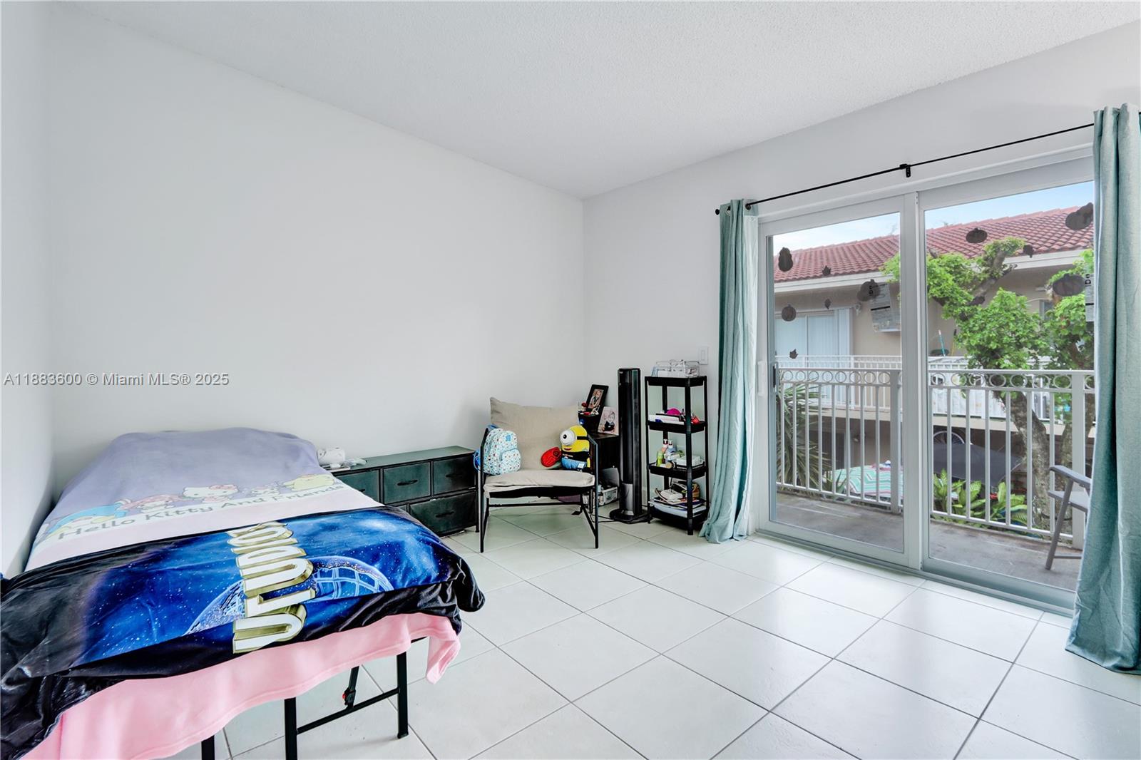 FOUNTAIN PK VILLAGE HOMES - Residential