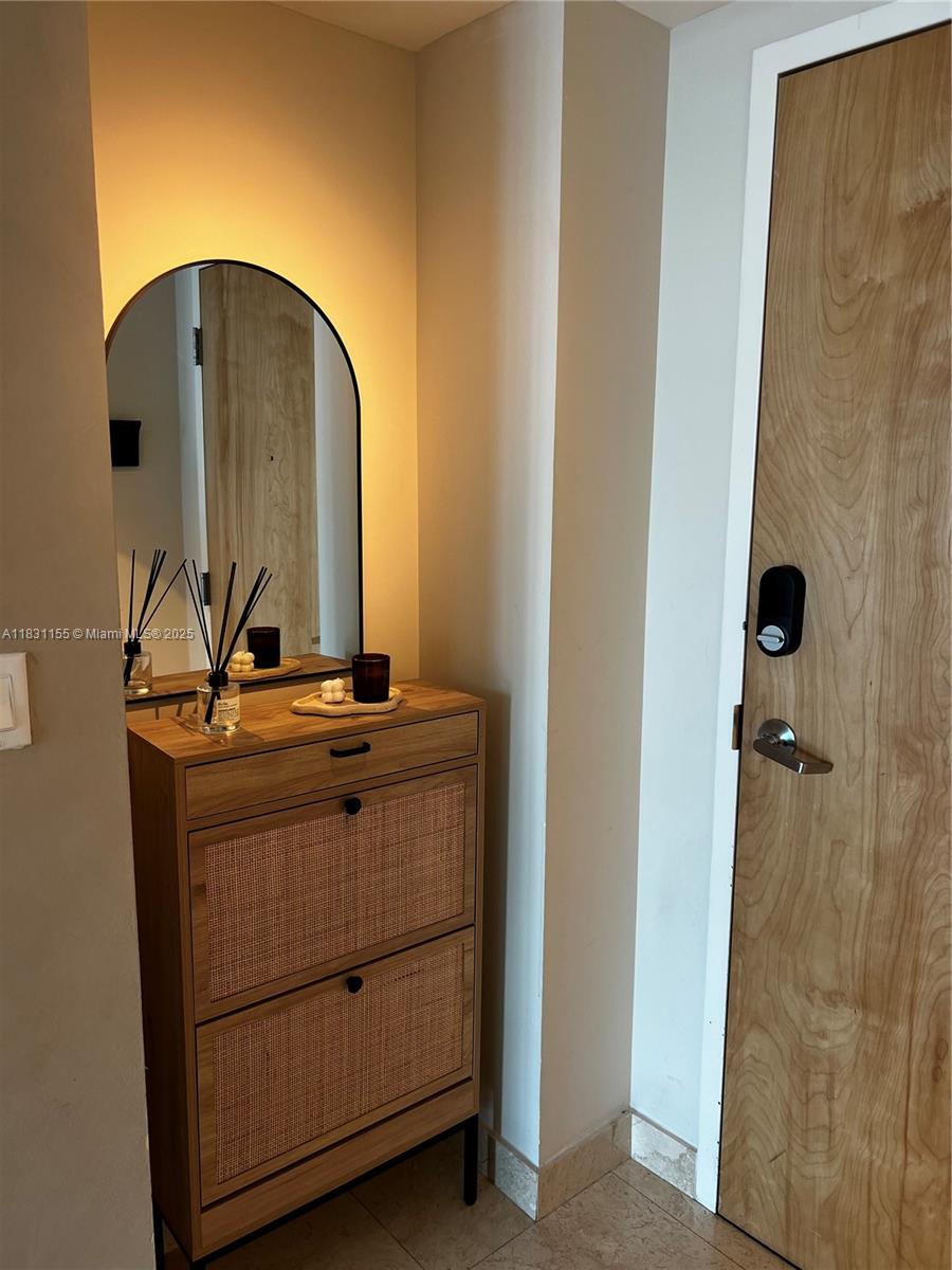 WIND CONDO - Residential Lease