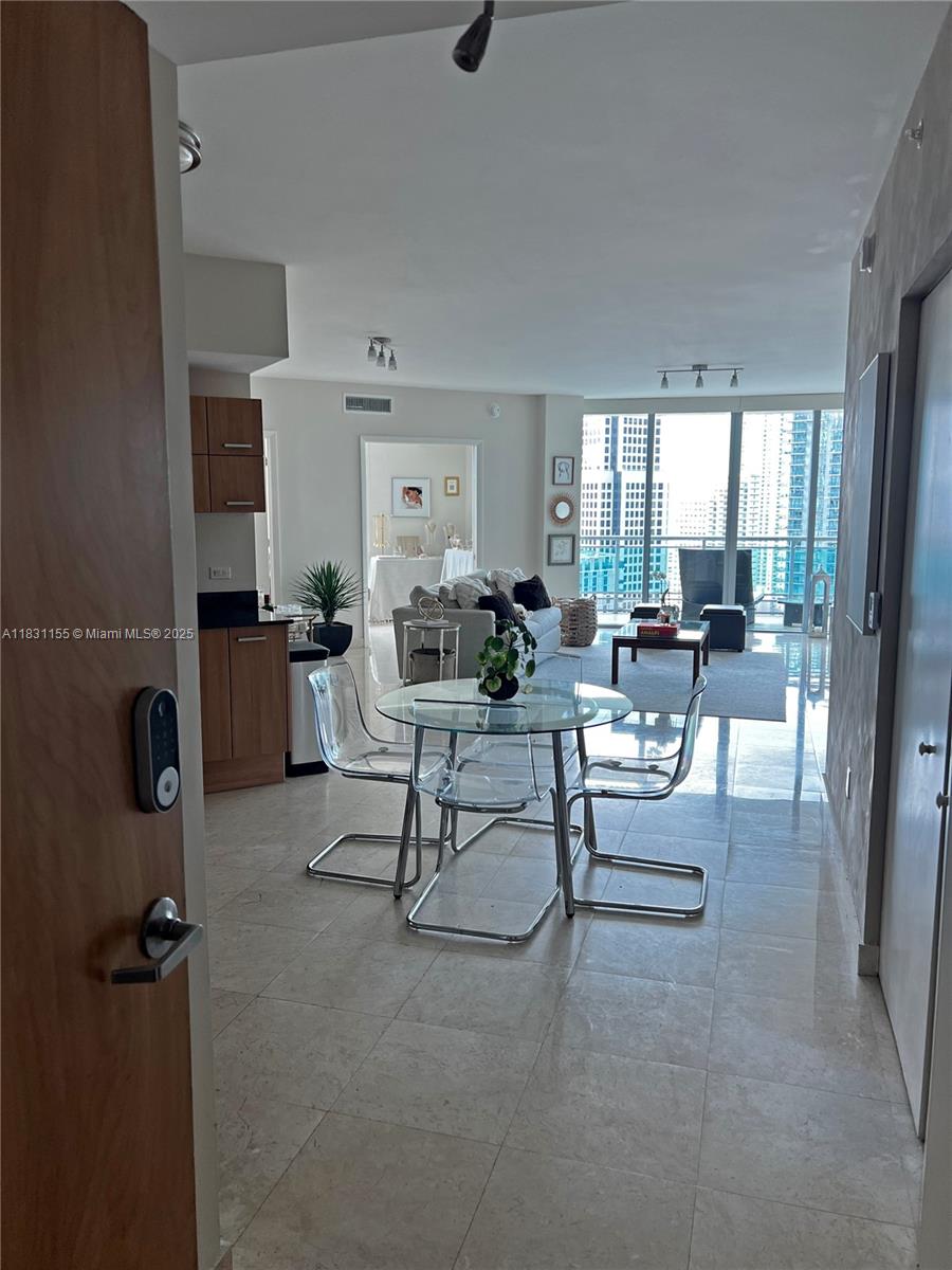 350 S Miami Ave 3302