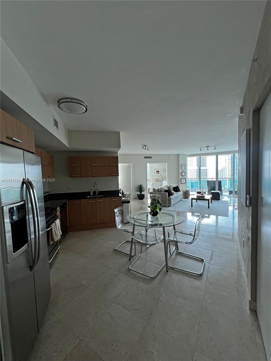 WIND CONDO - Residential Lease