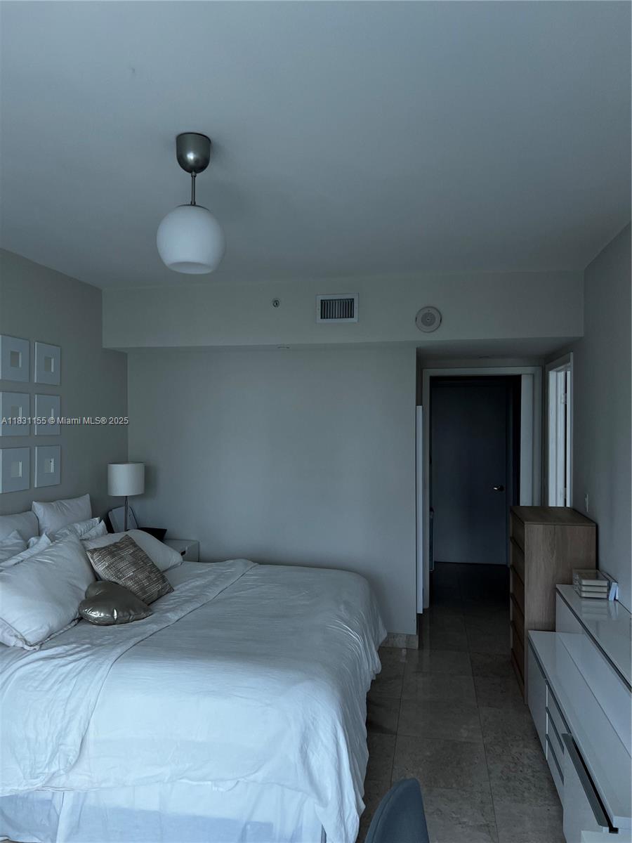 WIND CONDO - Residential Lease