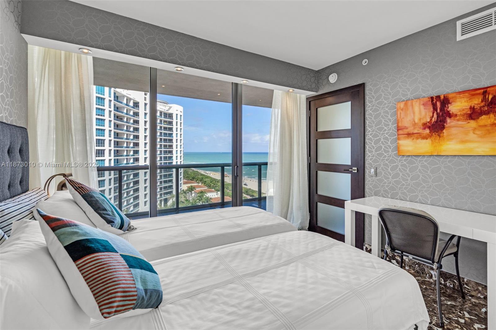 MEI CONDO - Residential