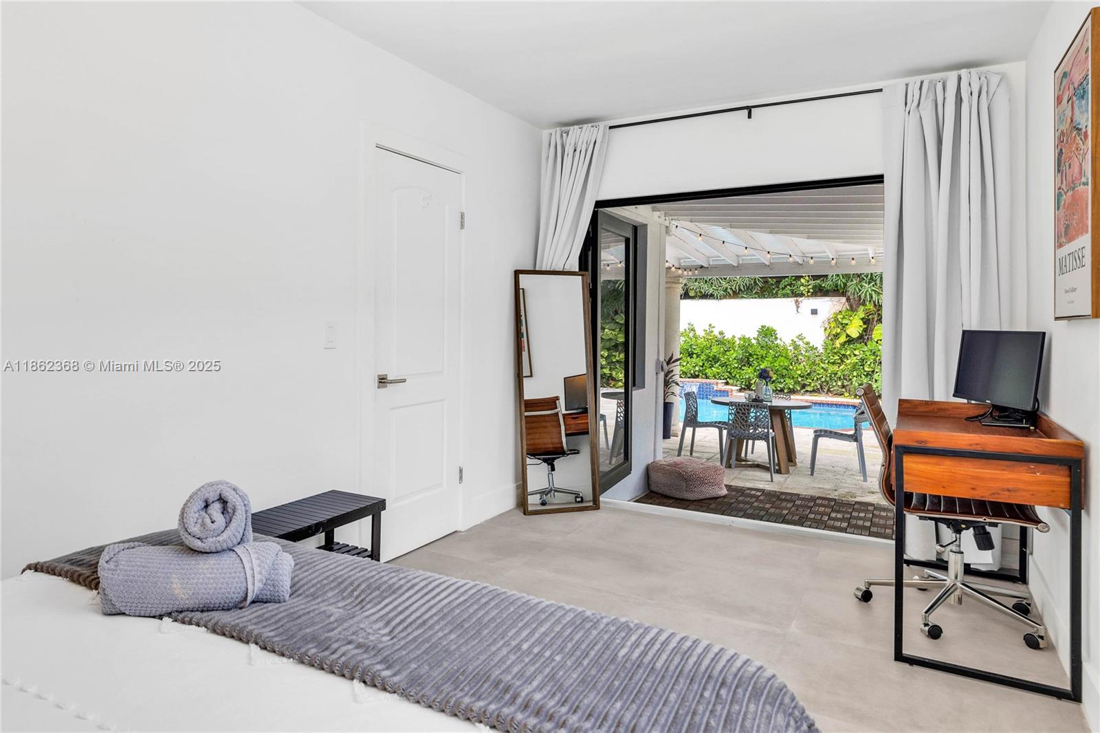 HOLLEMAN PARK - Residential Lease