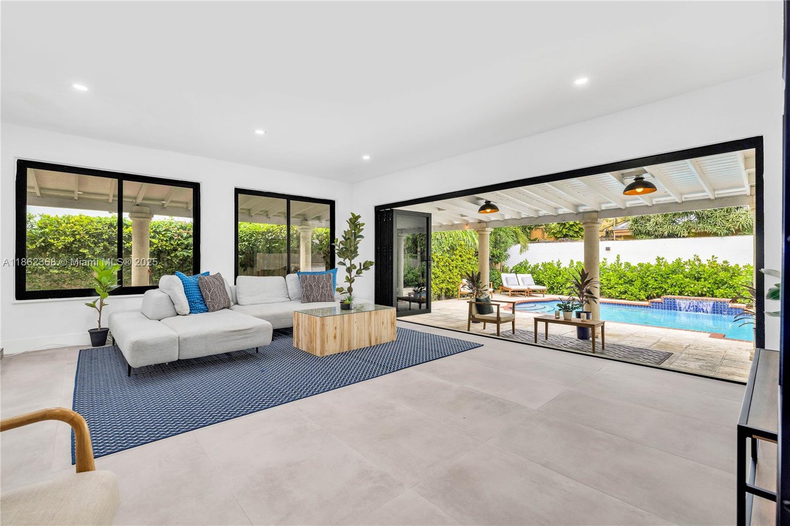 HOLLEMAN PARK - Residential Lease