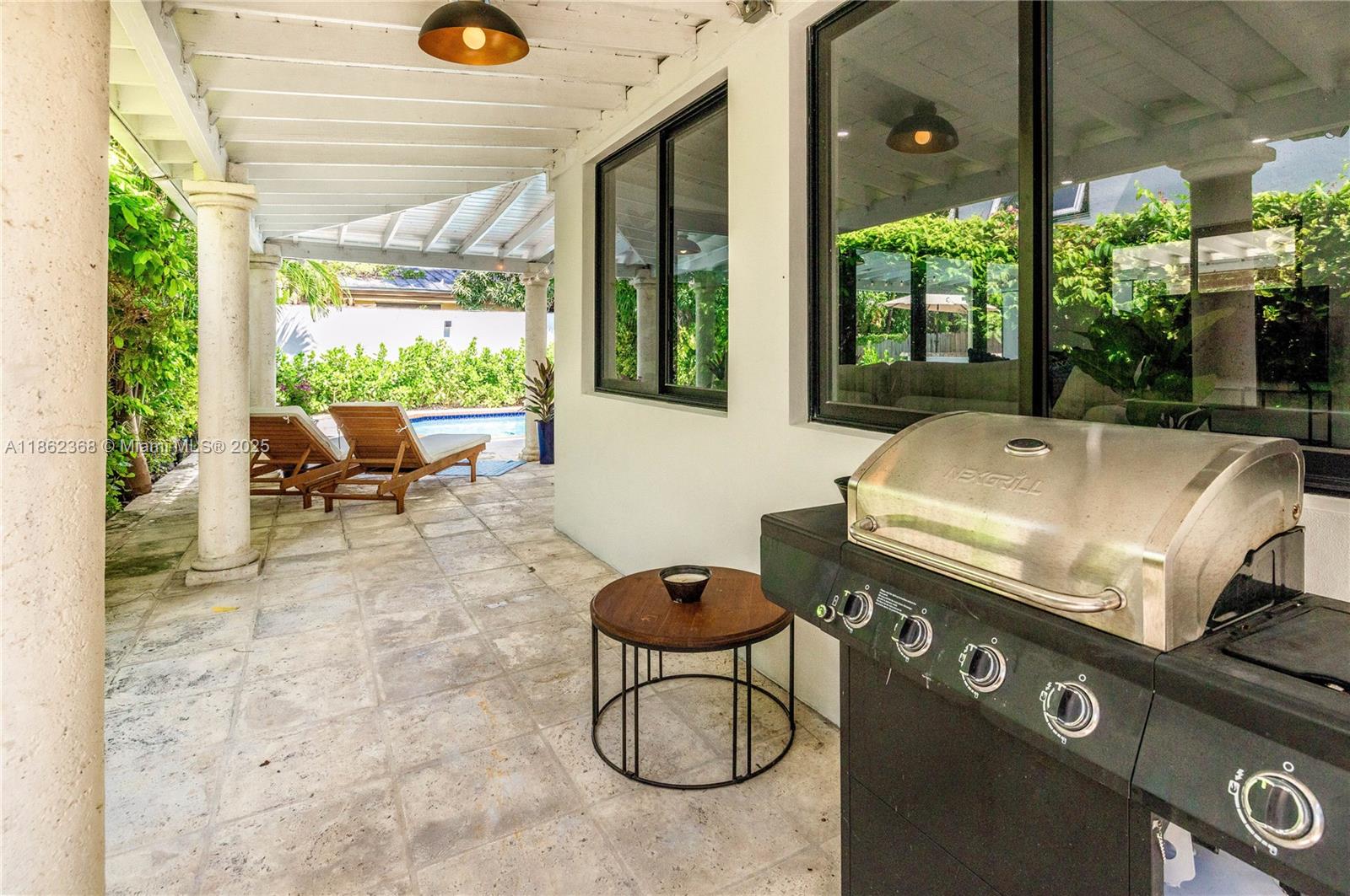 HOLLEMAN PARK - Residential Lease