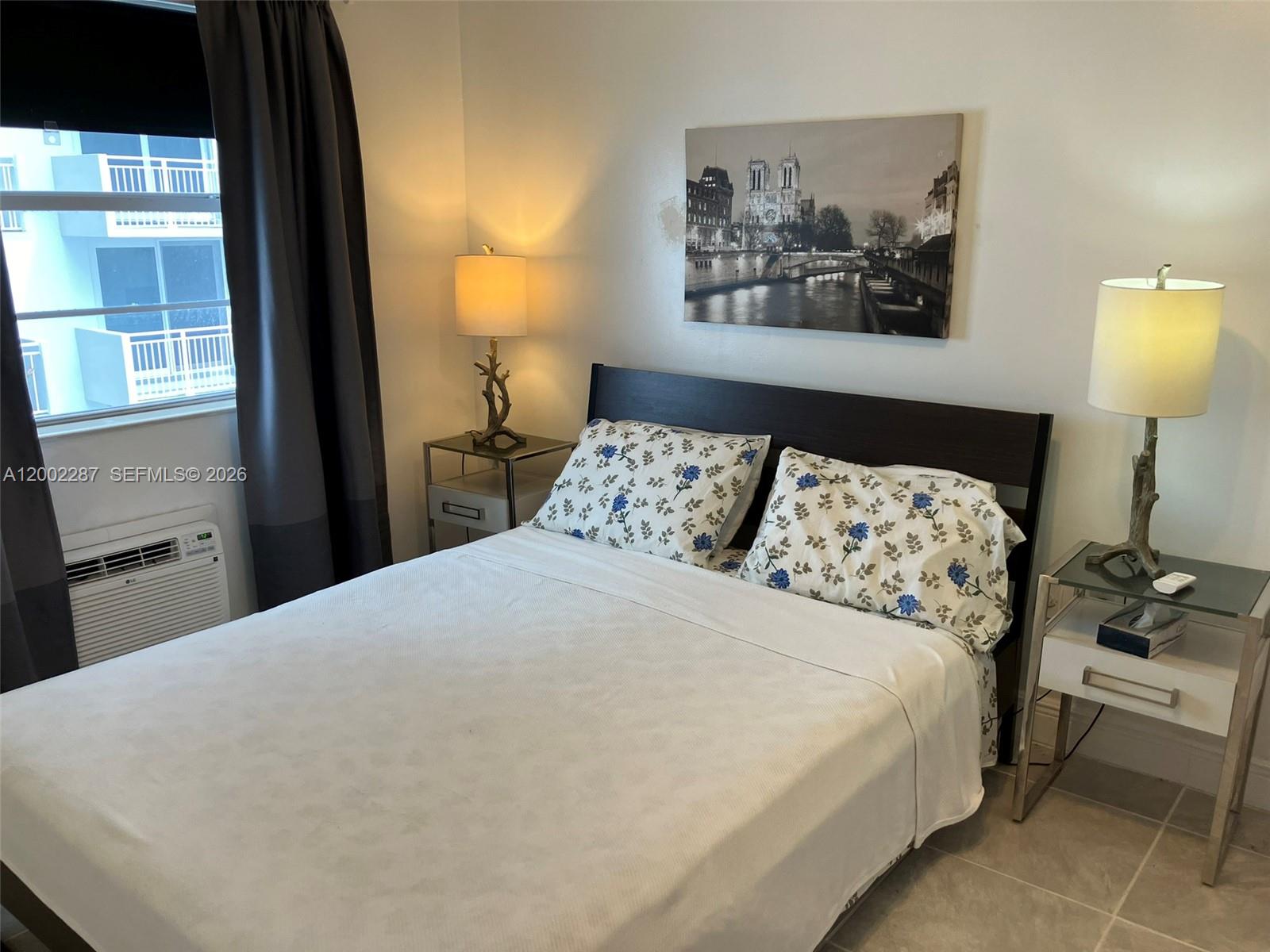 OCEAN WALK ON SOUTH BEACH - Residential