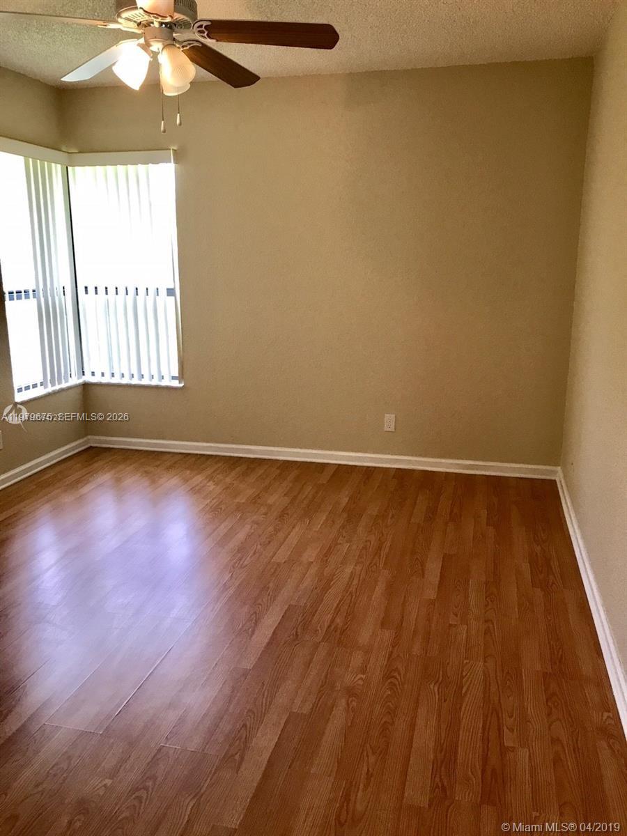 CENTERPOINTE CONDO - Residential Lease