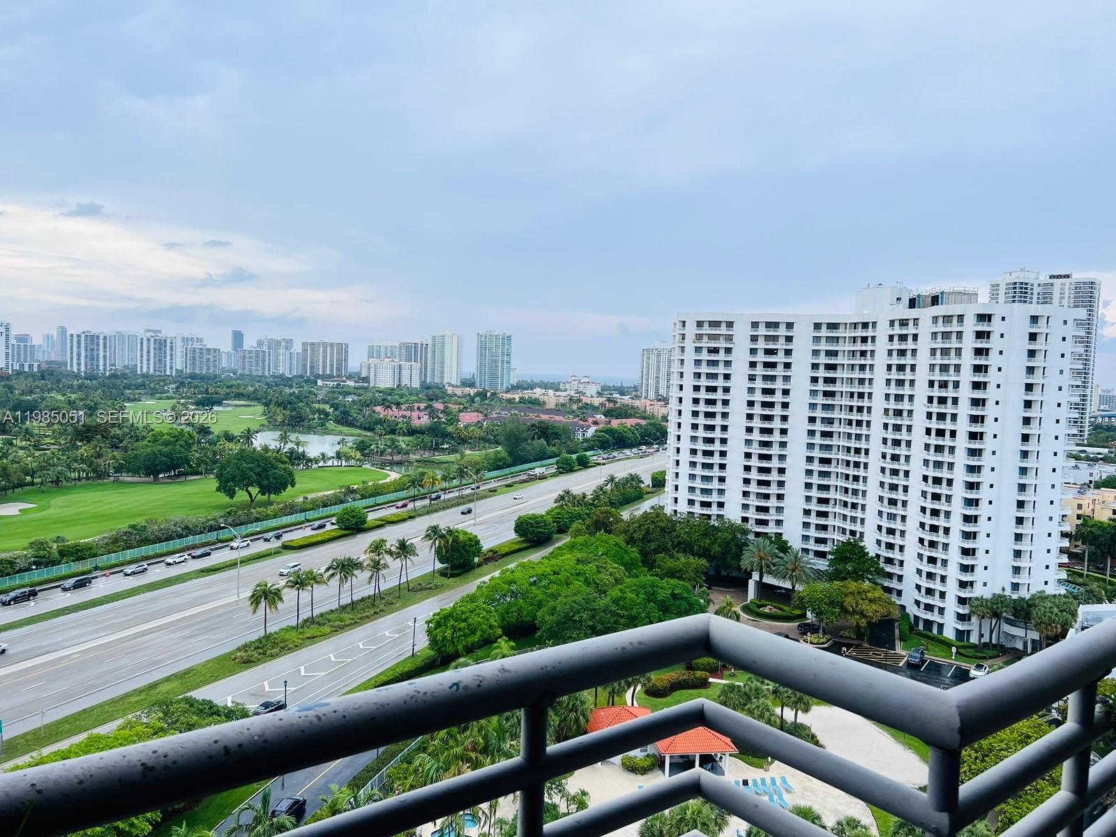 3300 NE 191st St 1711