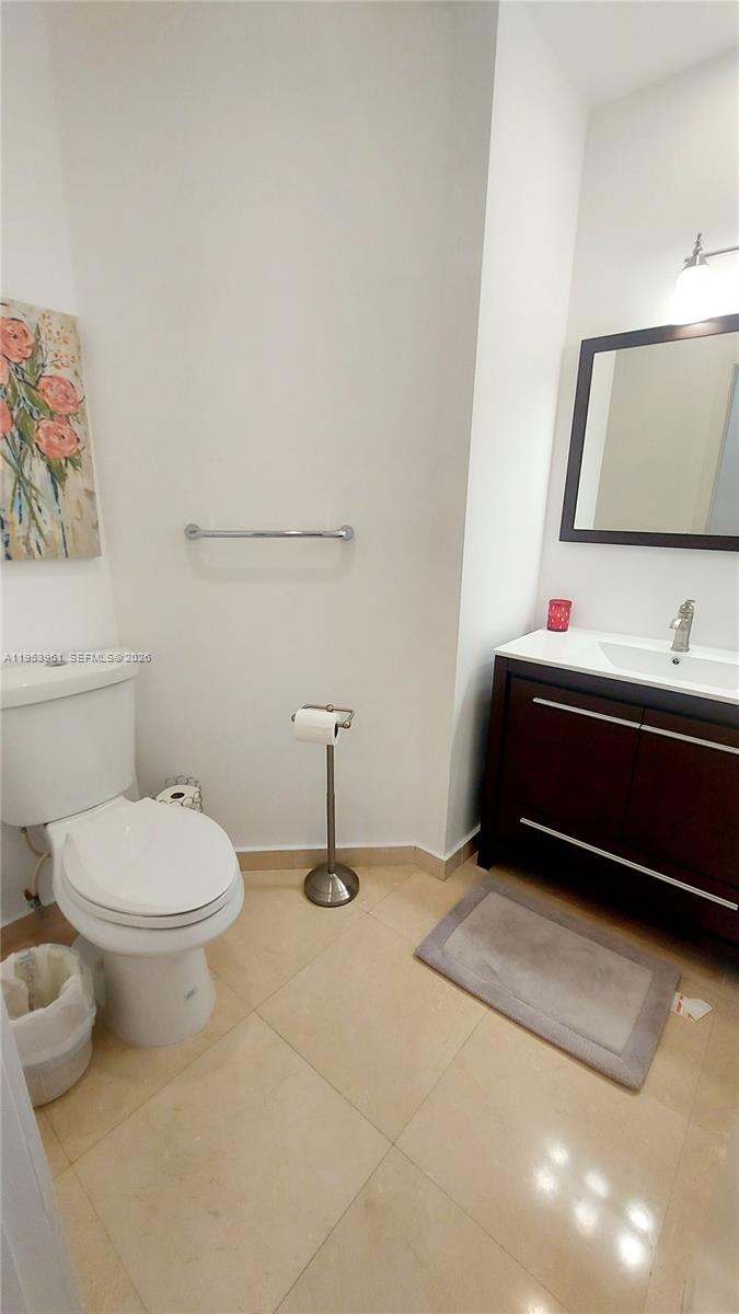 1000 ISL BLVD WILLIAMS IS - Residential